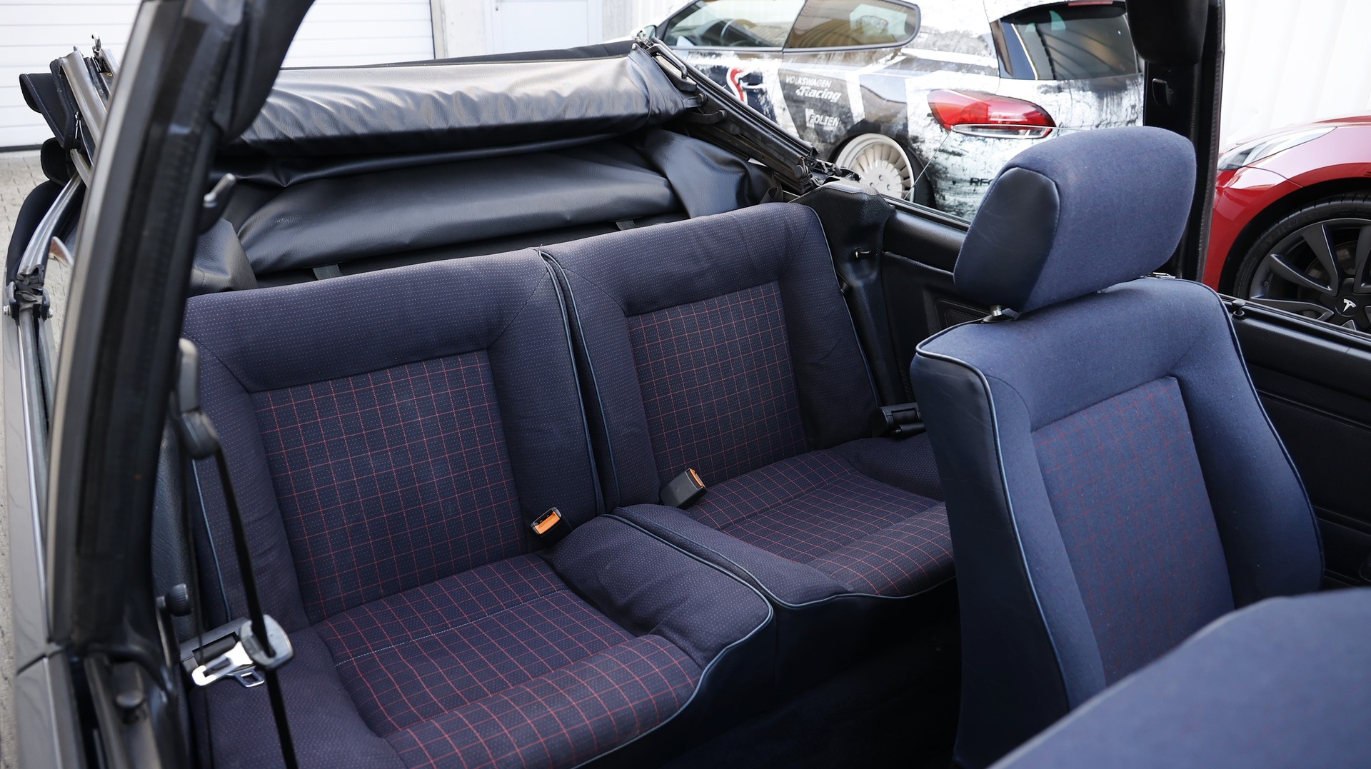 VW Golf Cabriolet 1800 (GL)-image-21