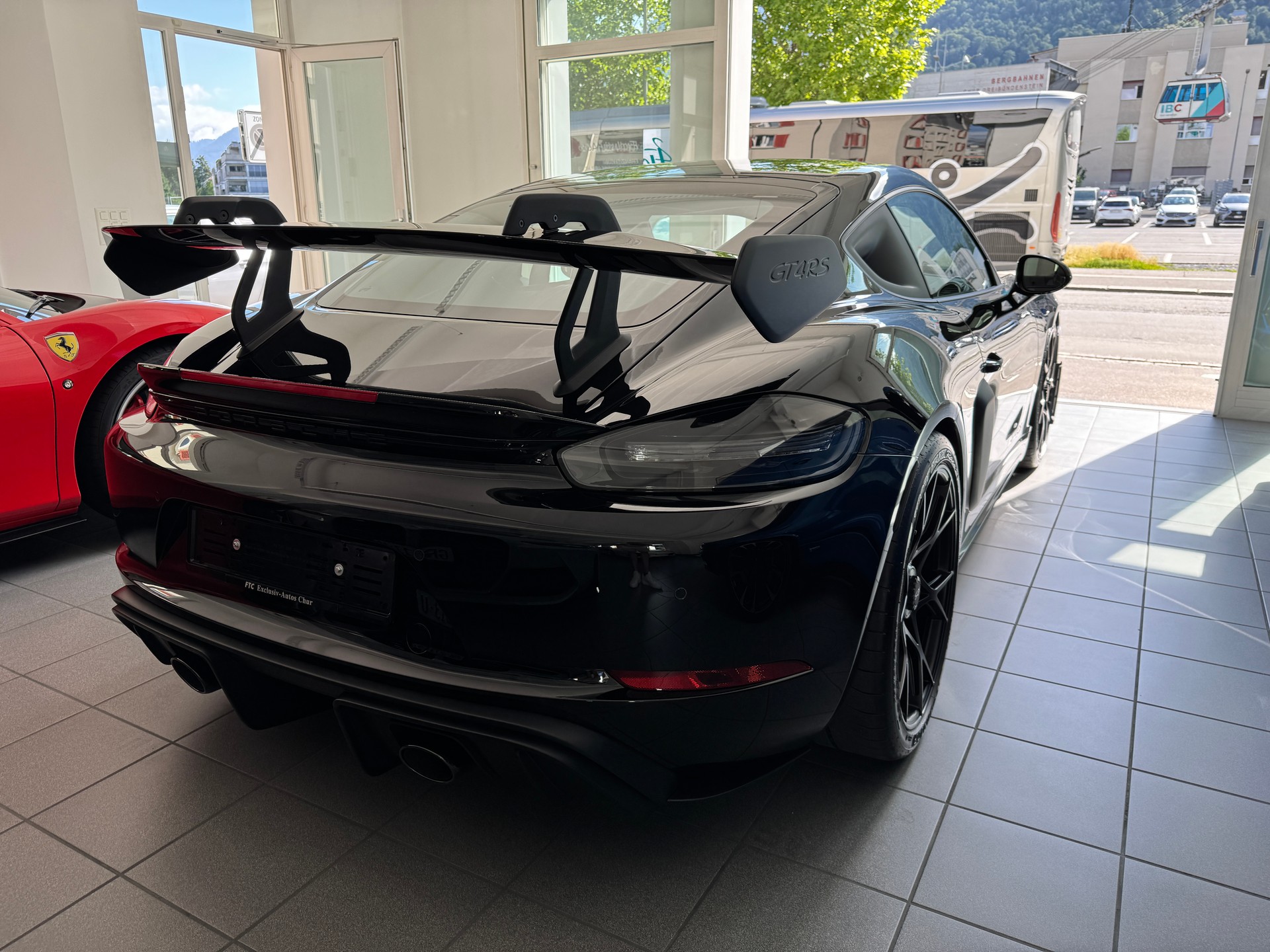 PORSCHE 718 Cayman GT4 RS PDK-image-5
