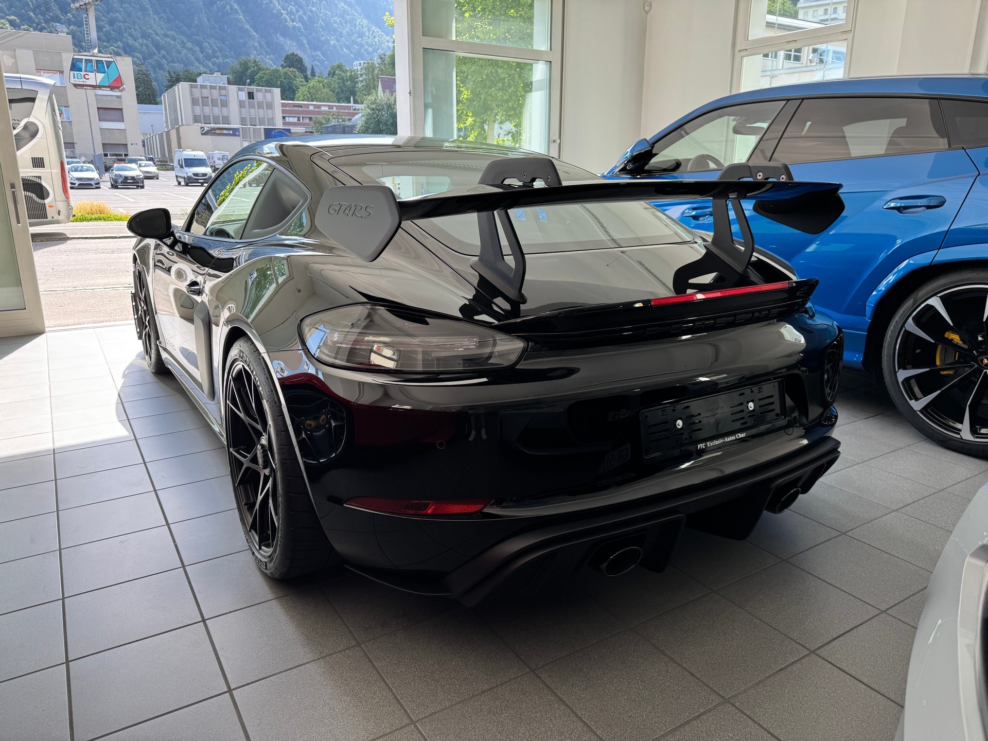 PORSCHE 718 Cayman GT4 RS PDK-image-4