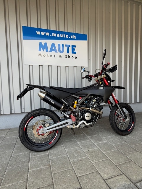 FANTIC XMF 125 Motard-showroom-element-2