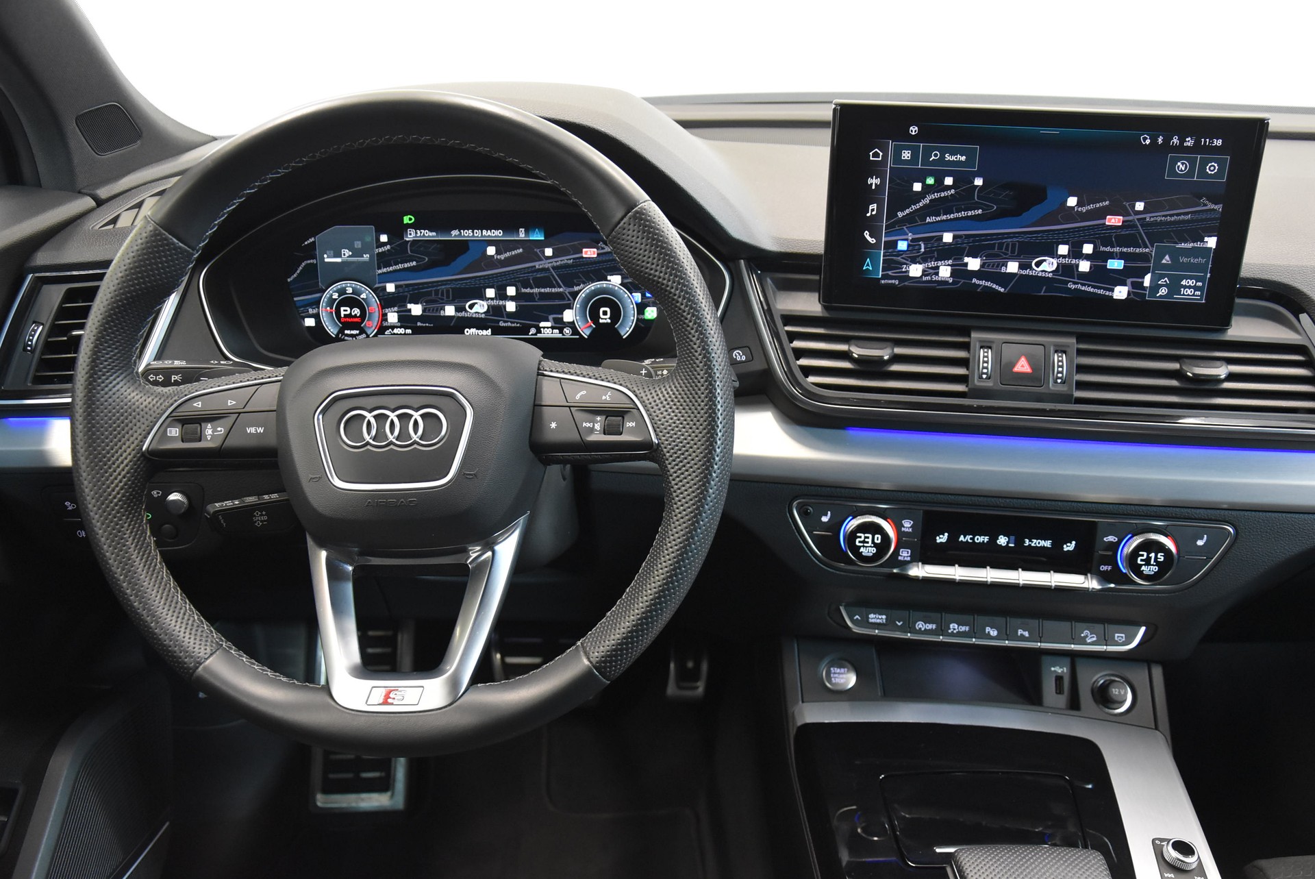 AUDI Q5 Sportback 40 TDI Blackedition quattro S-tronic-image-5