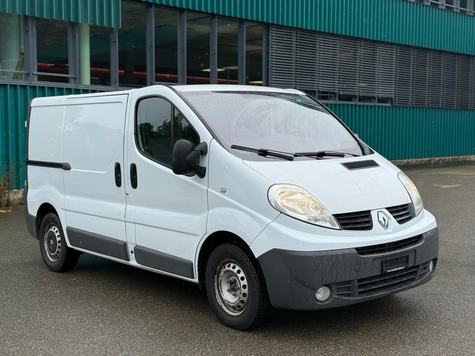 RENAULT Trafic 2.0 dCi 115 2.9t L2H1-image-8