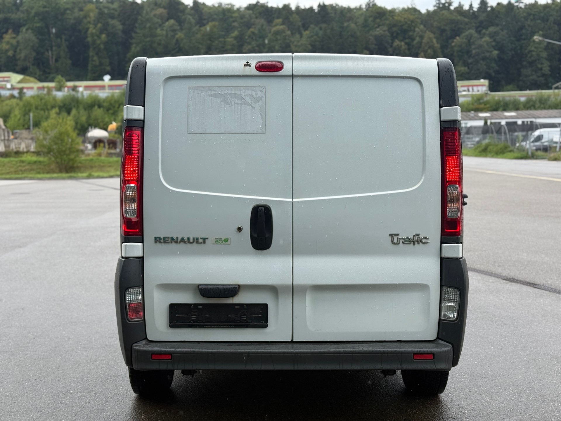 RENAULT Trafic 2.0 dCi 115 2.9t L2H1-image-3