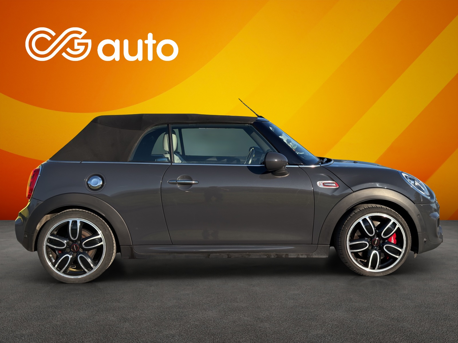 MINI Cooper John Cooper Works Cabriolet Steptronic-image-4