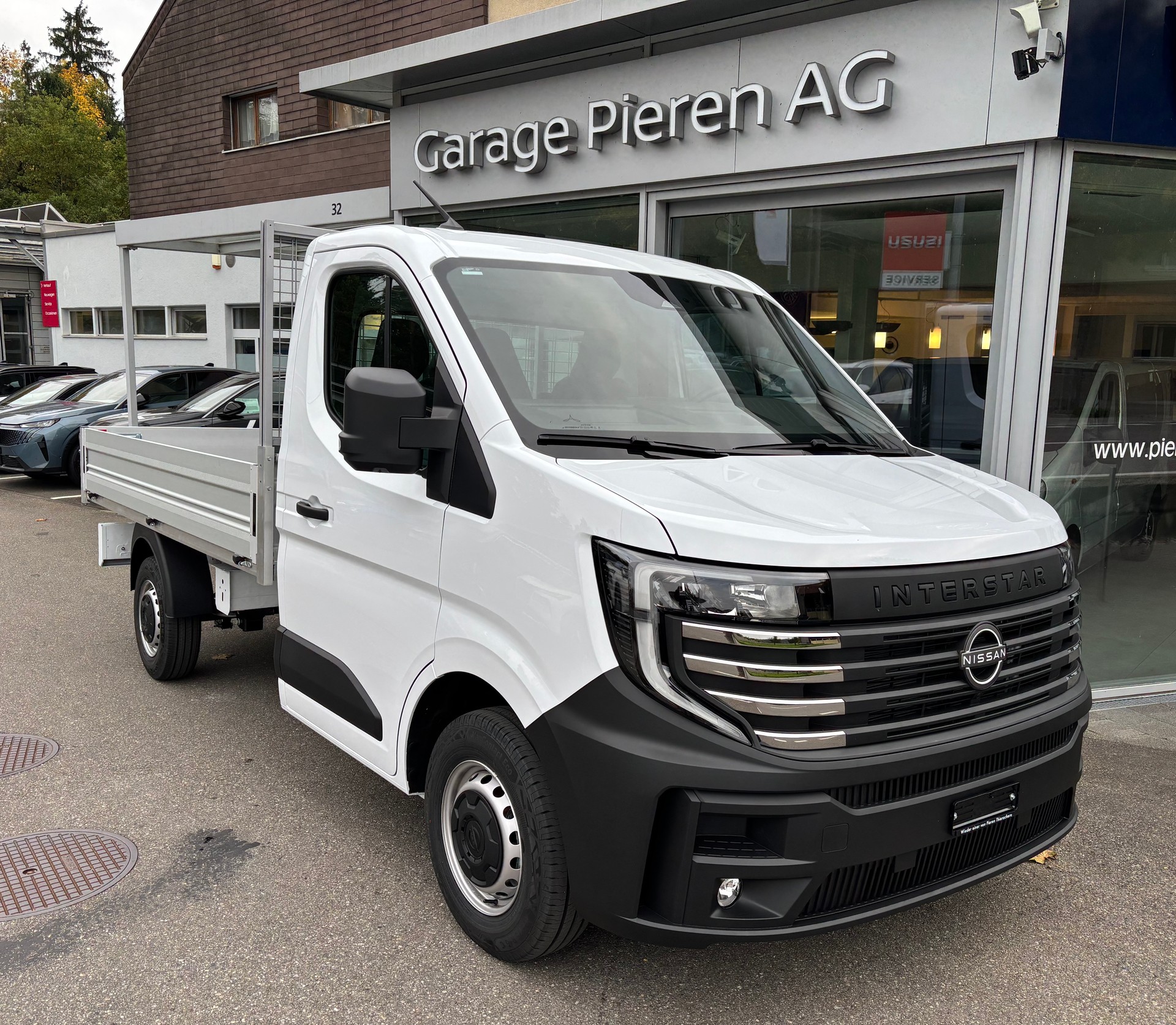 NISSAN Interstar Brückenwagen 150PS Acenta L2H1