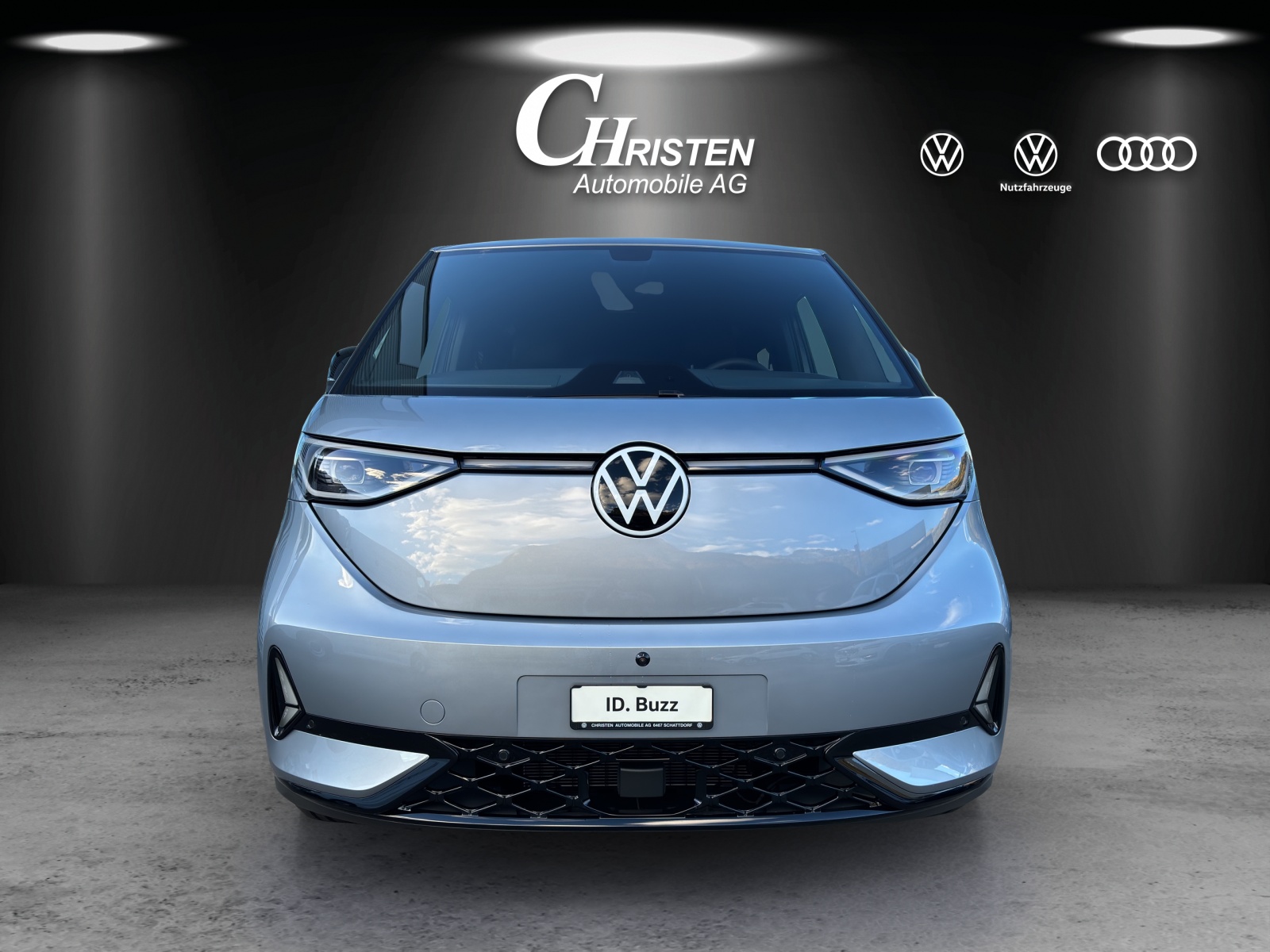 VW ID.Buzz LWB GTX 4 Motion-image-2