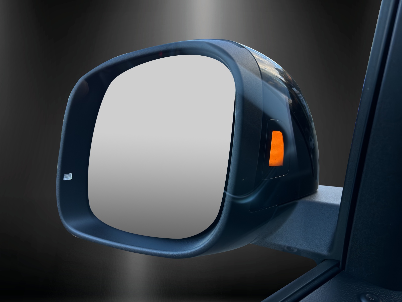 VW ID.Buzz LWB GTX 4 Motion-image-15