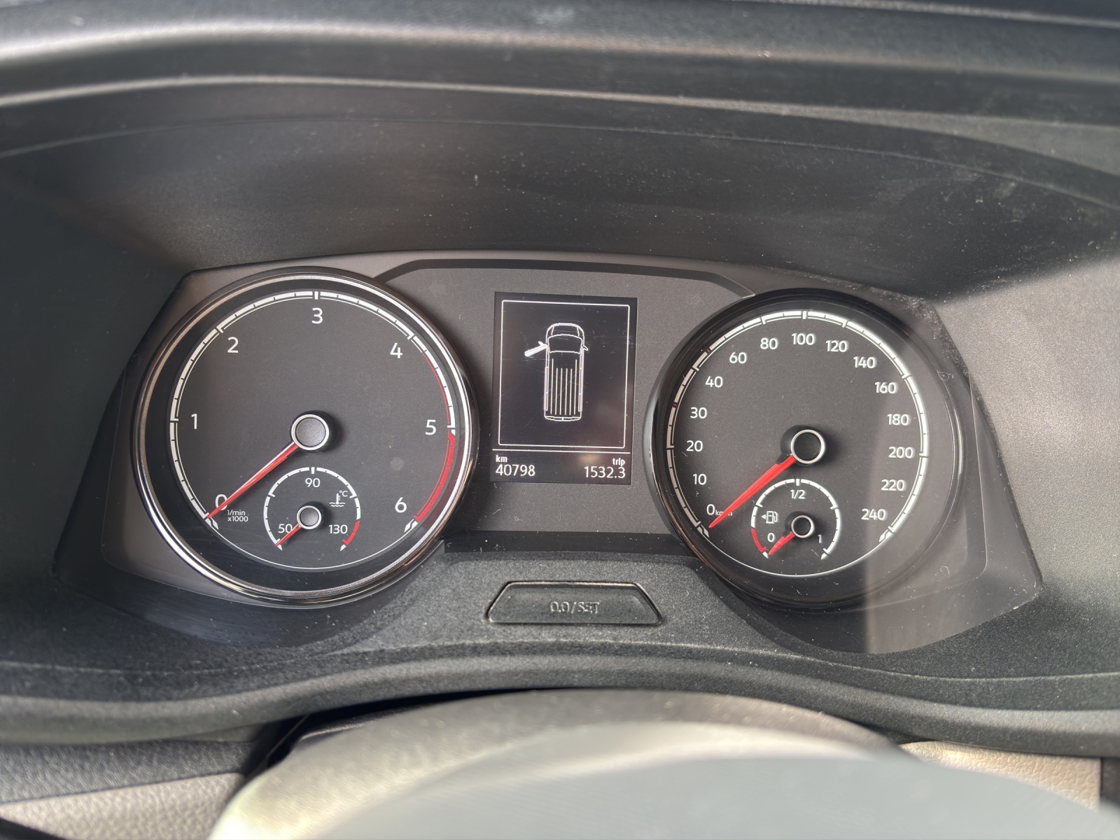 VW T6.1 2.0 TDI DSG-image-5