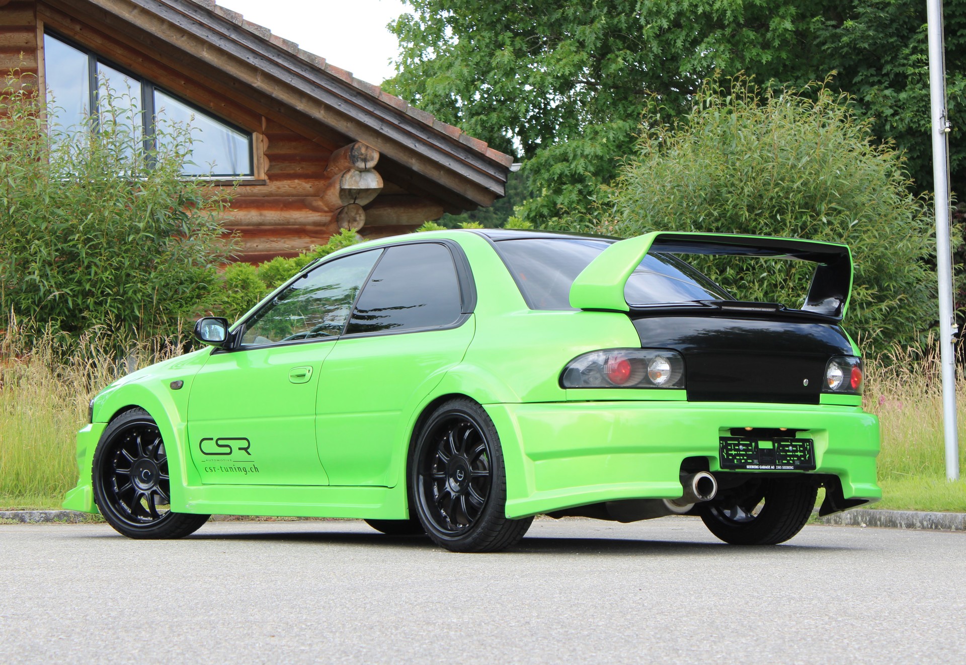 SUBARU Impreza 2.0 Turbo-image-1