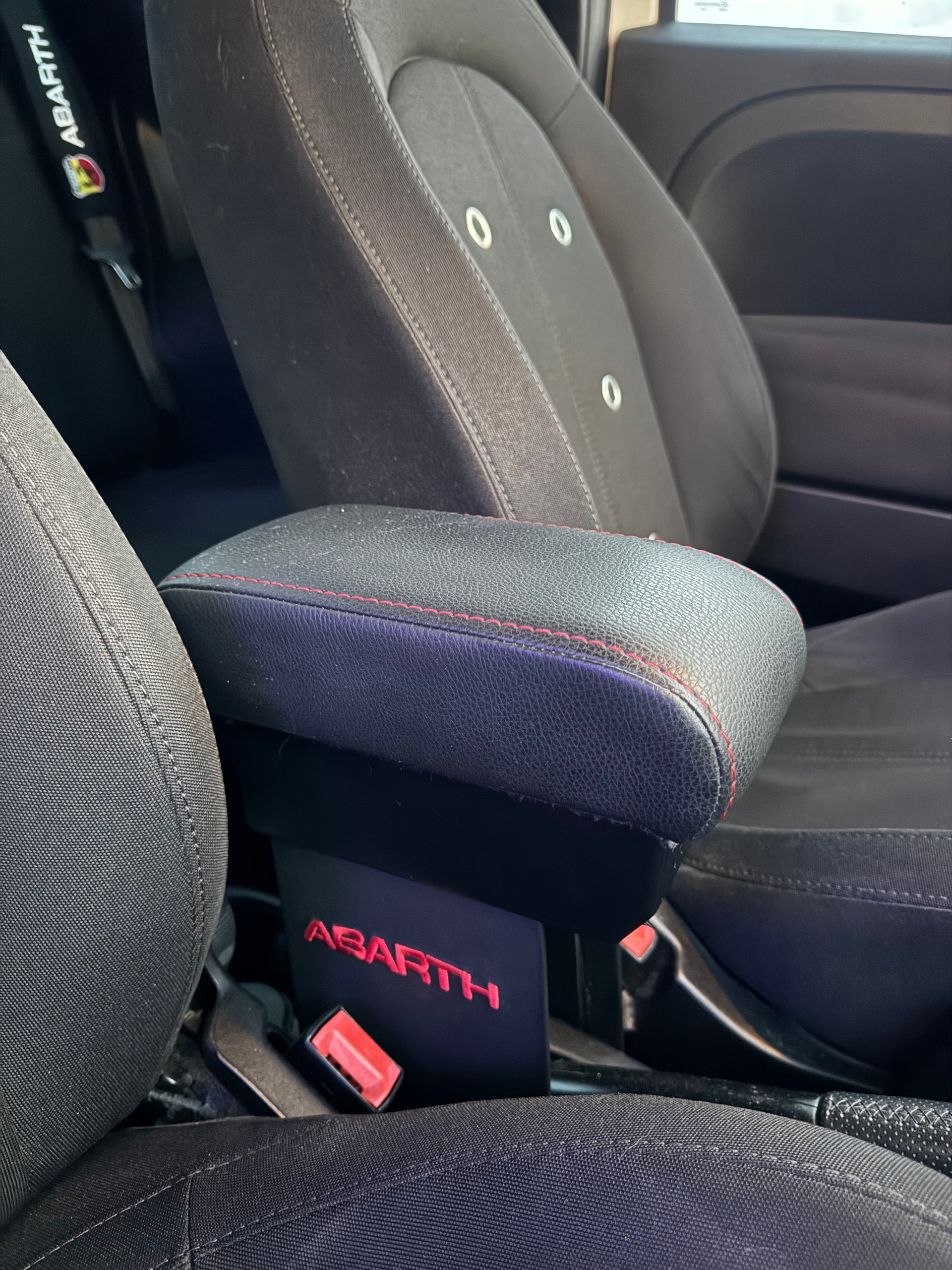 FIAT 595 1.4 16V Turbo Abarth-image-25
