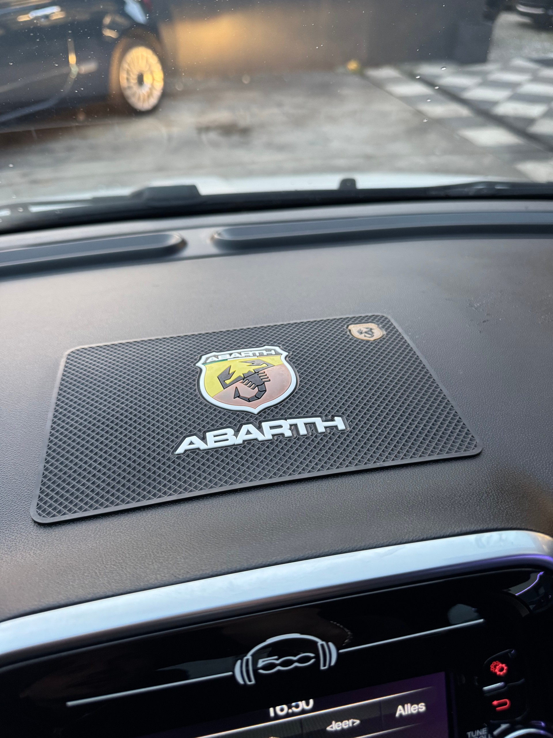 FIAT 595 1.4 16V Turbo Abarth-image-17