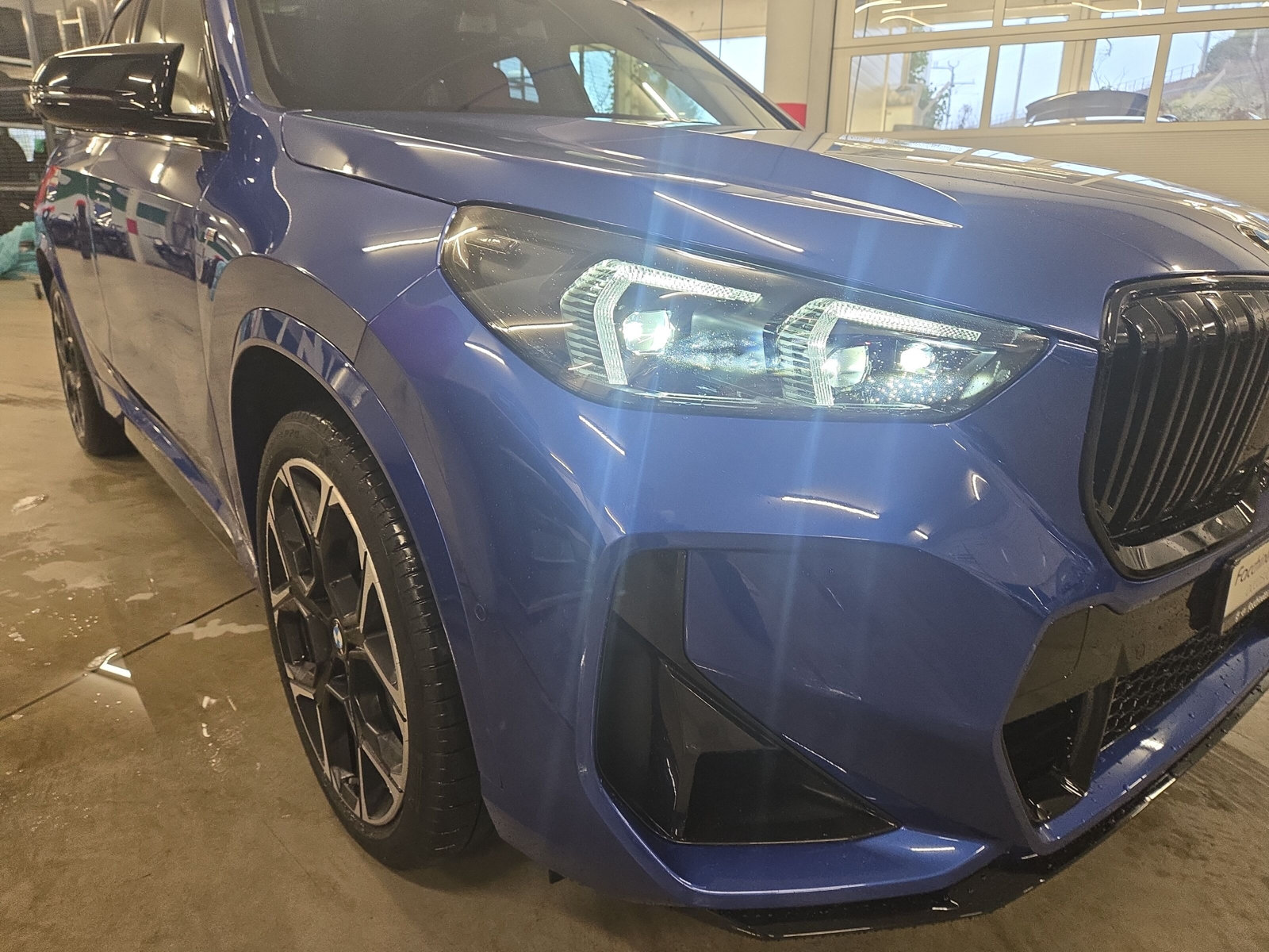 BMW X1 xDrive M35i-image-17