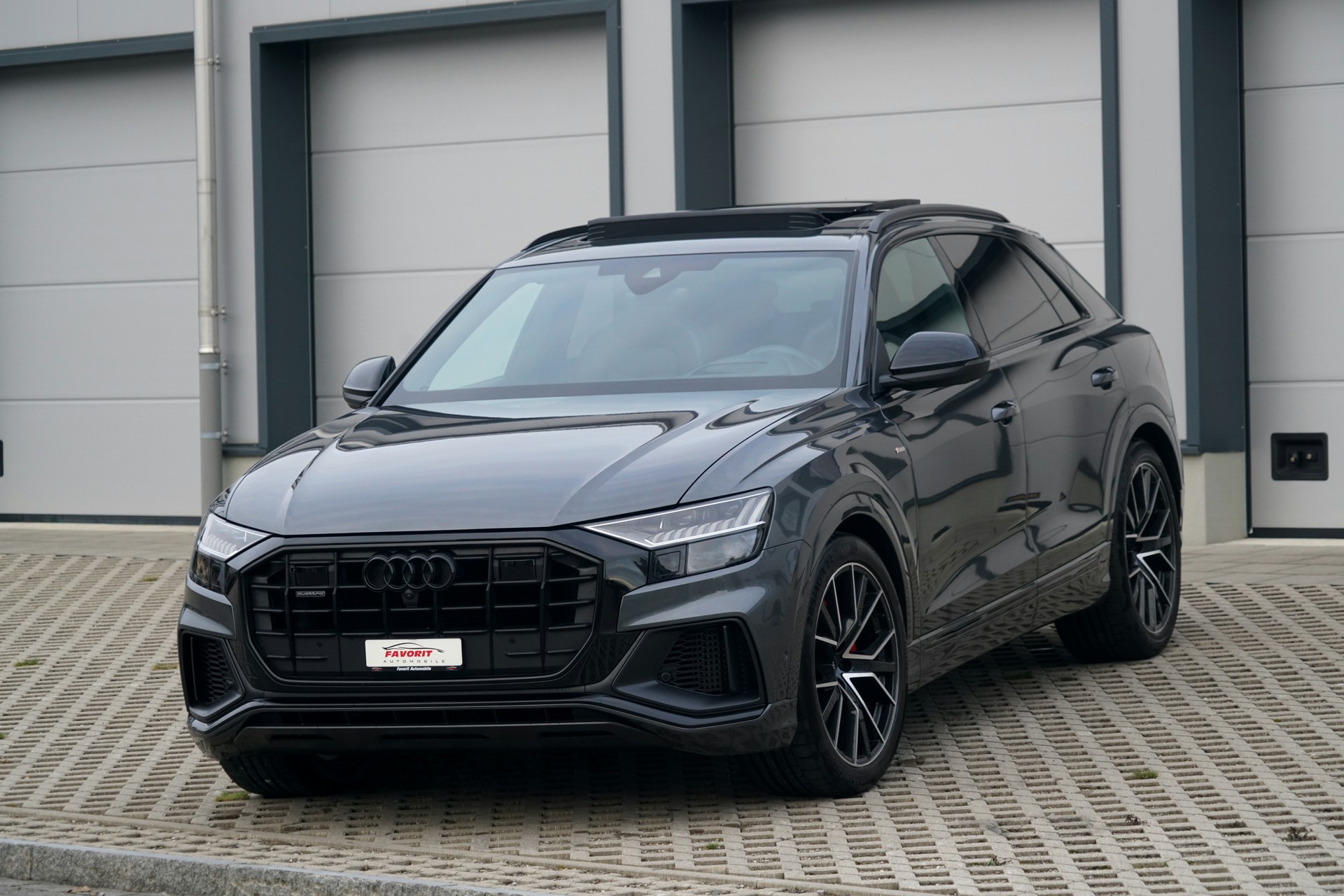 AUDI Q8 55 TFSI Black Edition quattro tiptronic (CH)-image-1