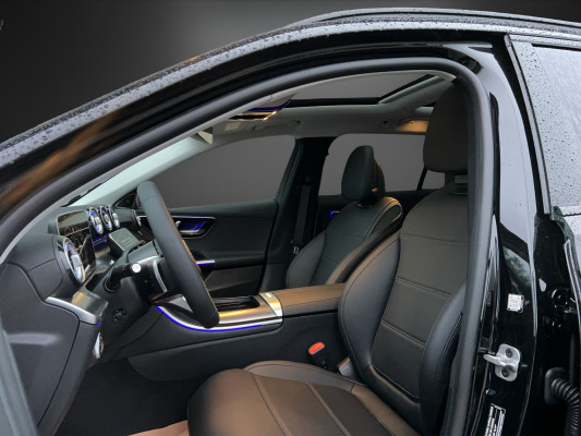 MERCEDES-BENZ C 200 T 4 Matic-image-6