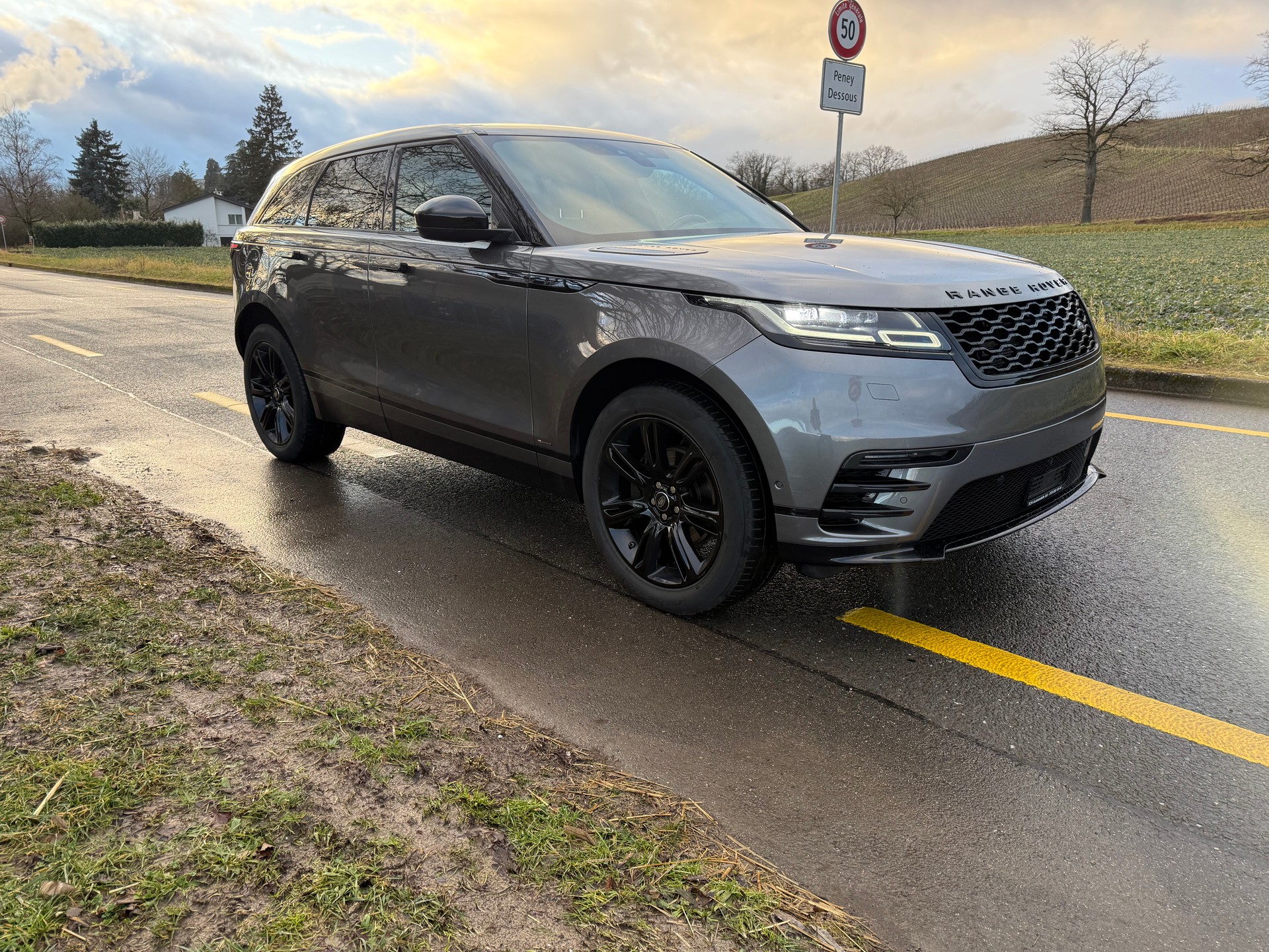 LAND ROVER Range Rover Velar R-Dynamic P 250 S Automatic