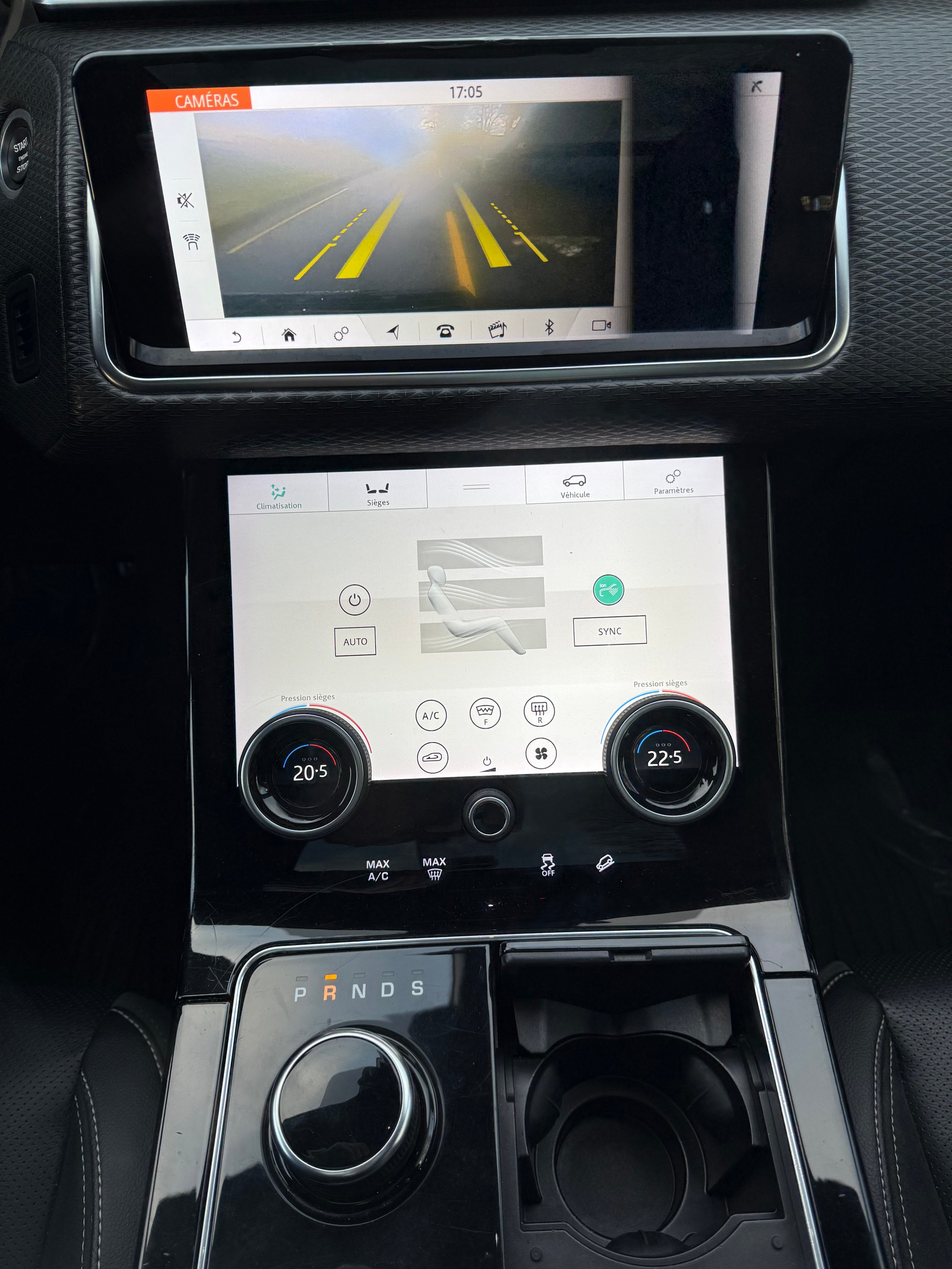 LAND ROVER Range Rover Velar R-Dynamic P 250 S Automatic-image-14