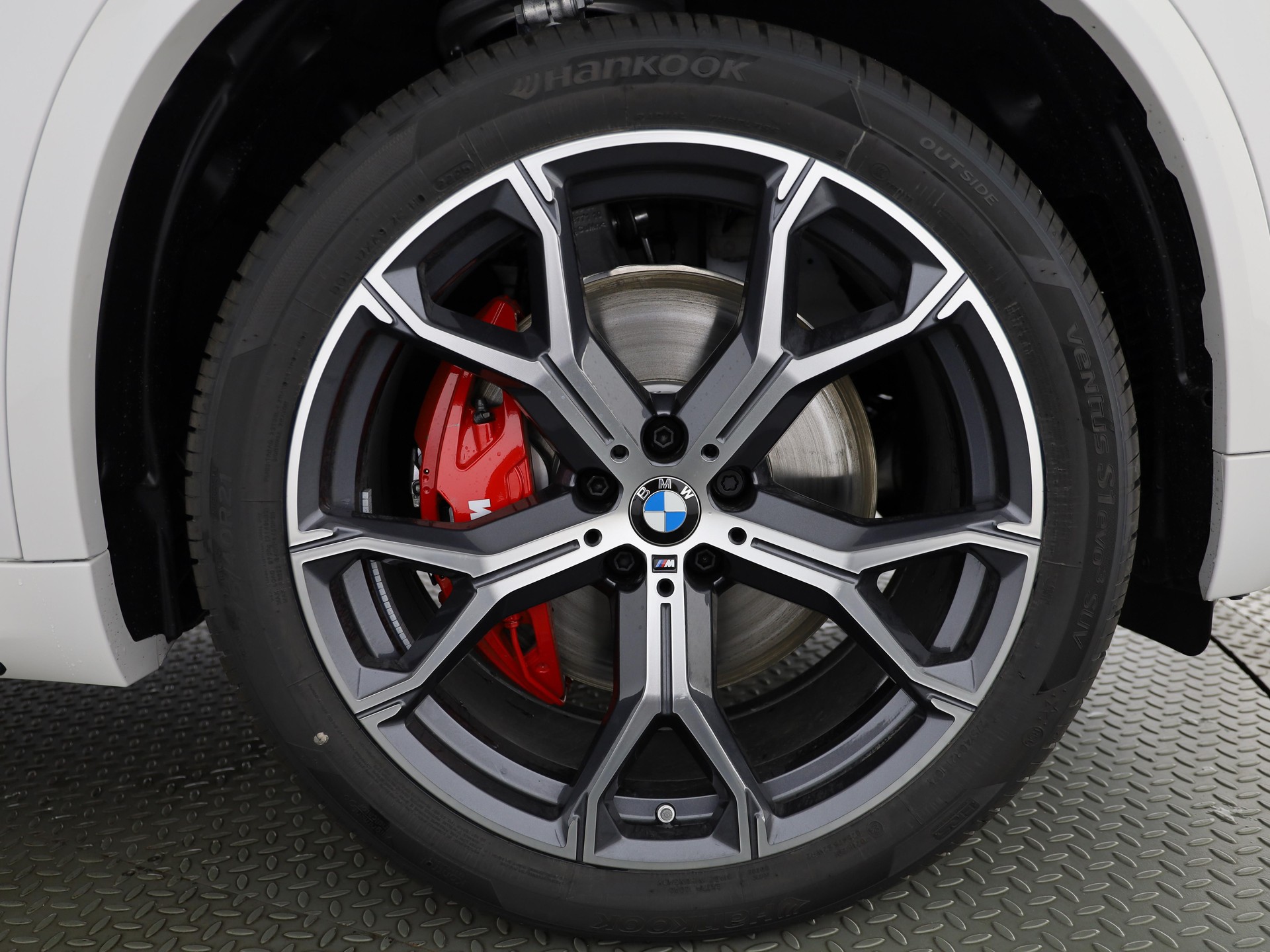 BMW X5 40i xDrive SAG-image-6