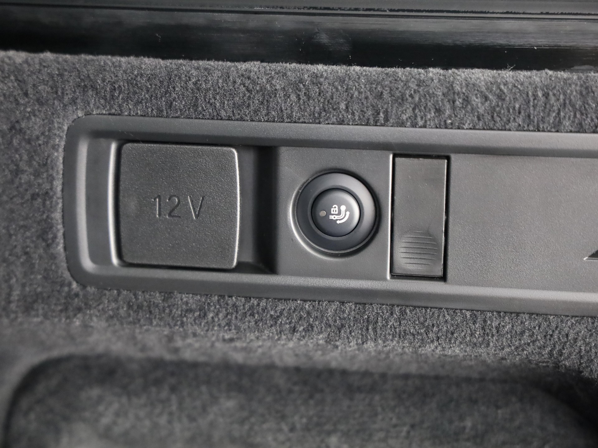BMW X5 40i xDrive SAG-image-8