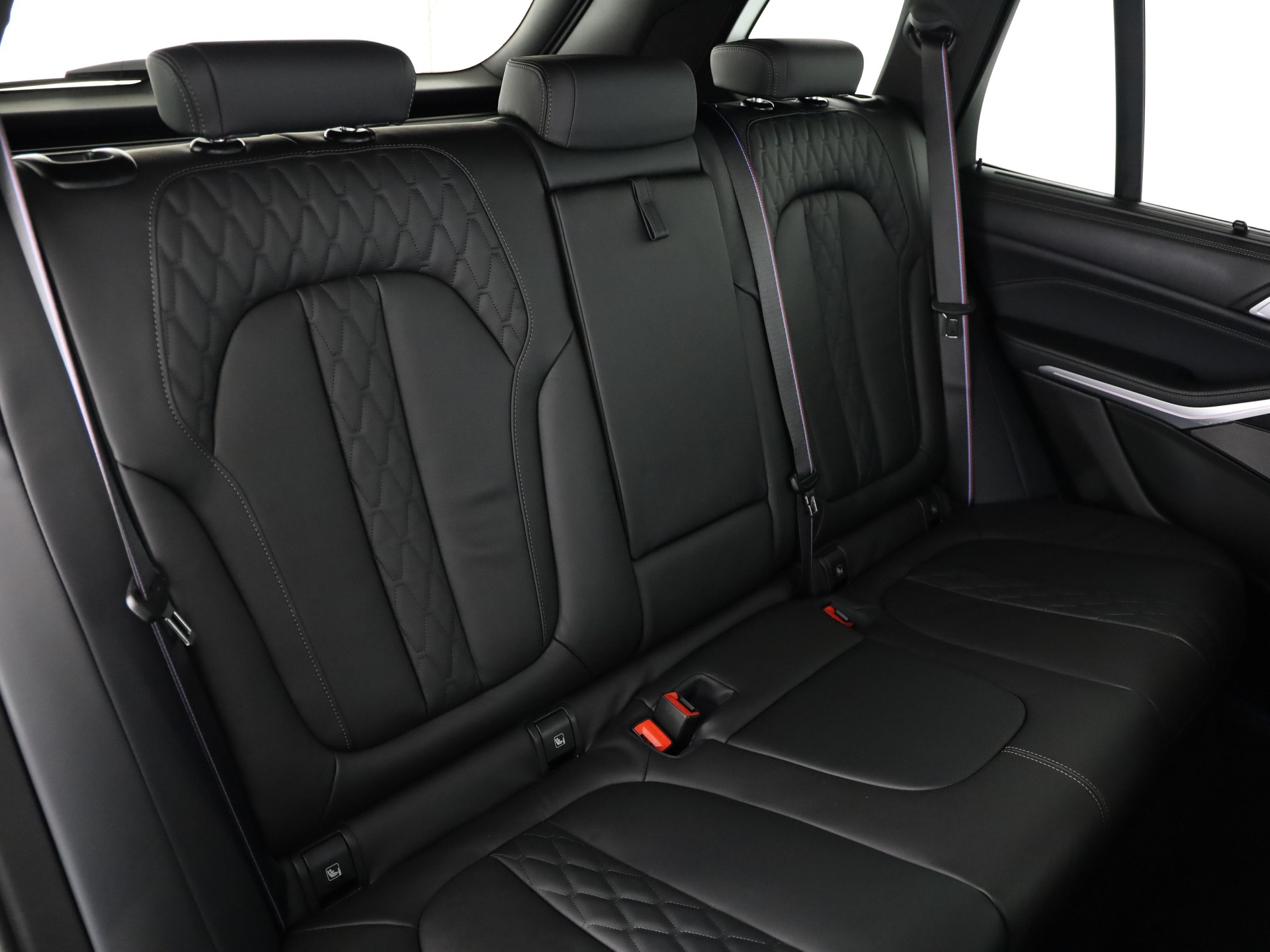 BMW X5 40i xDrive SAG-image-15