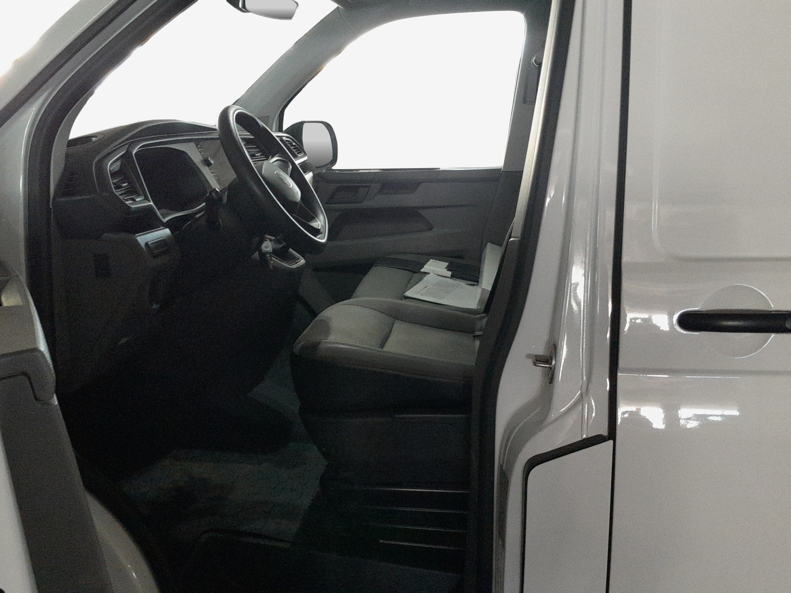 VW T6.1 2.0 TDI 4Motion-image-7