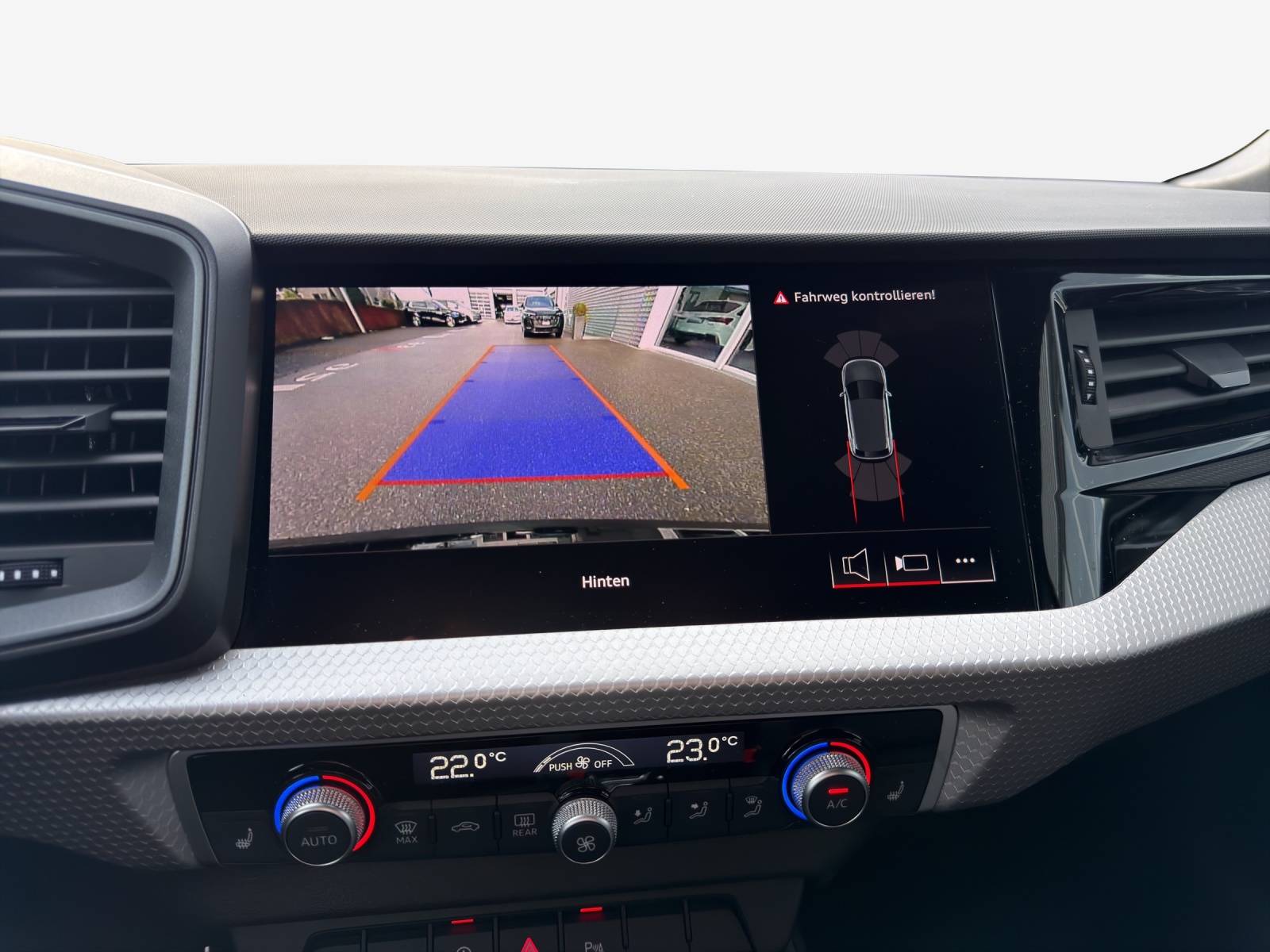 AUDI A1 Sportback 30 TFSI S-tronic-image-14