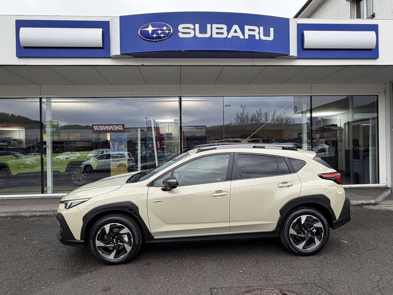 SUBARU Crosstrek 2.0i e-Boxer Swiss Plus