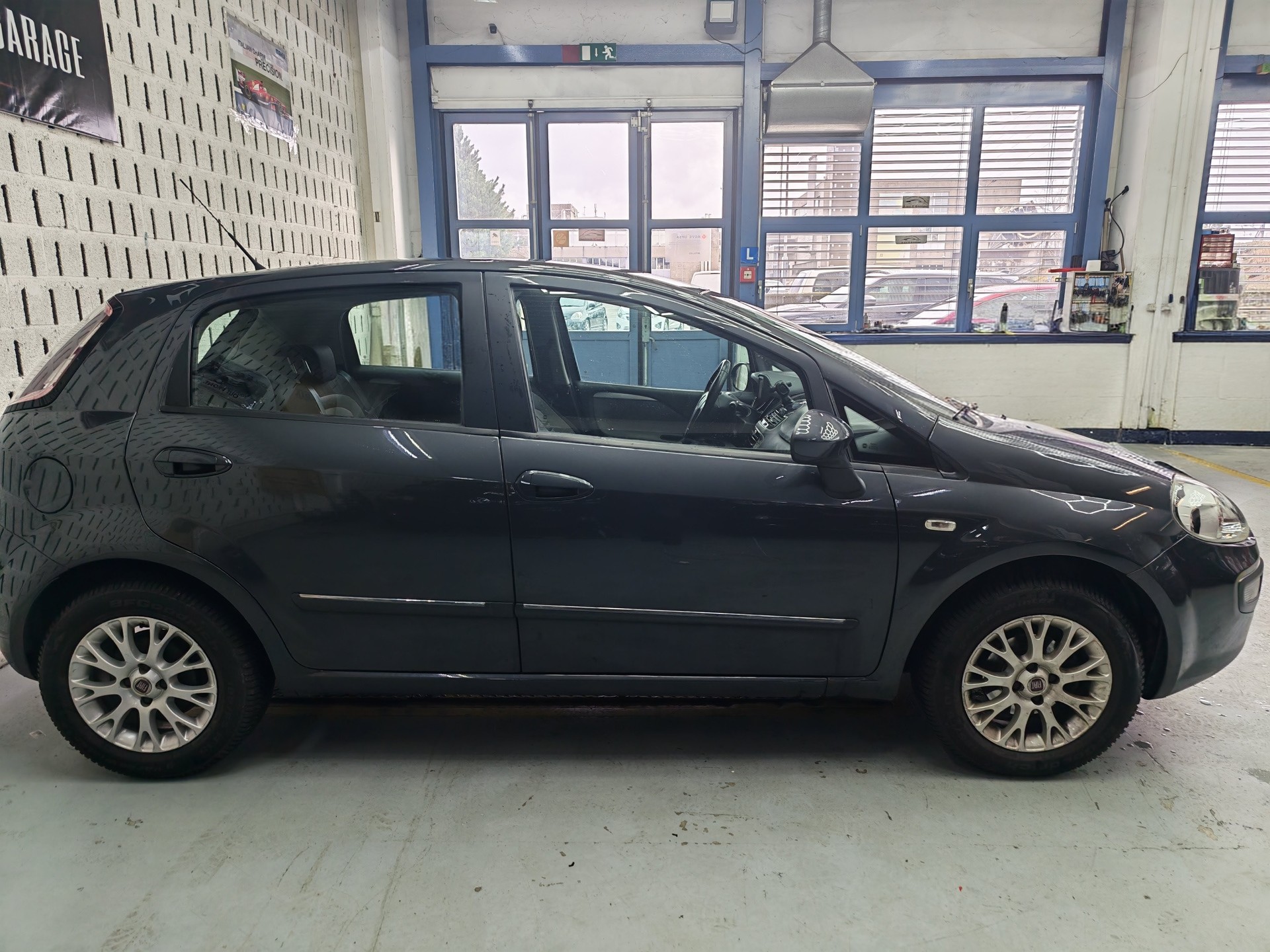 FIAT Punto Evo 1.4 Dynamic-image-6