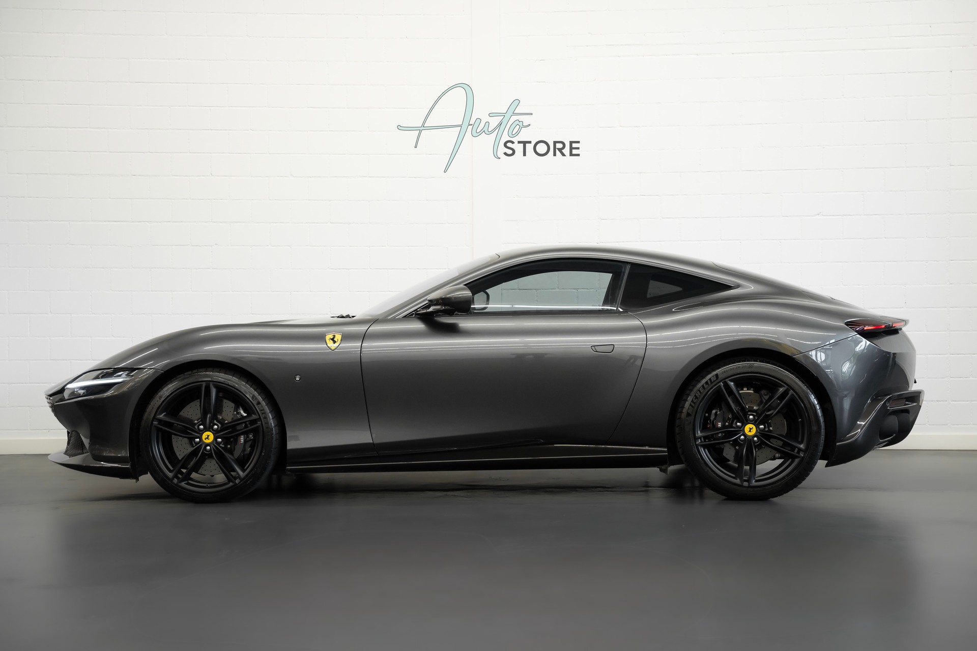 FERRARI Roma 3.9 V8 T-showroom-element-2