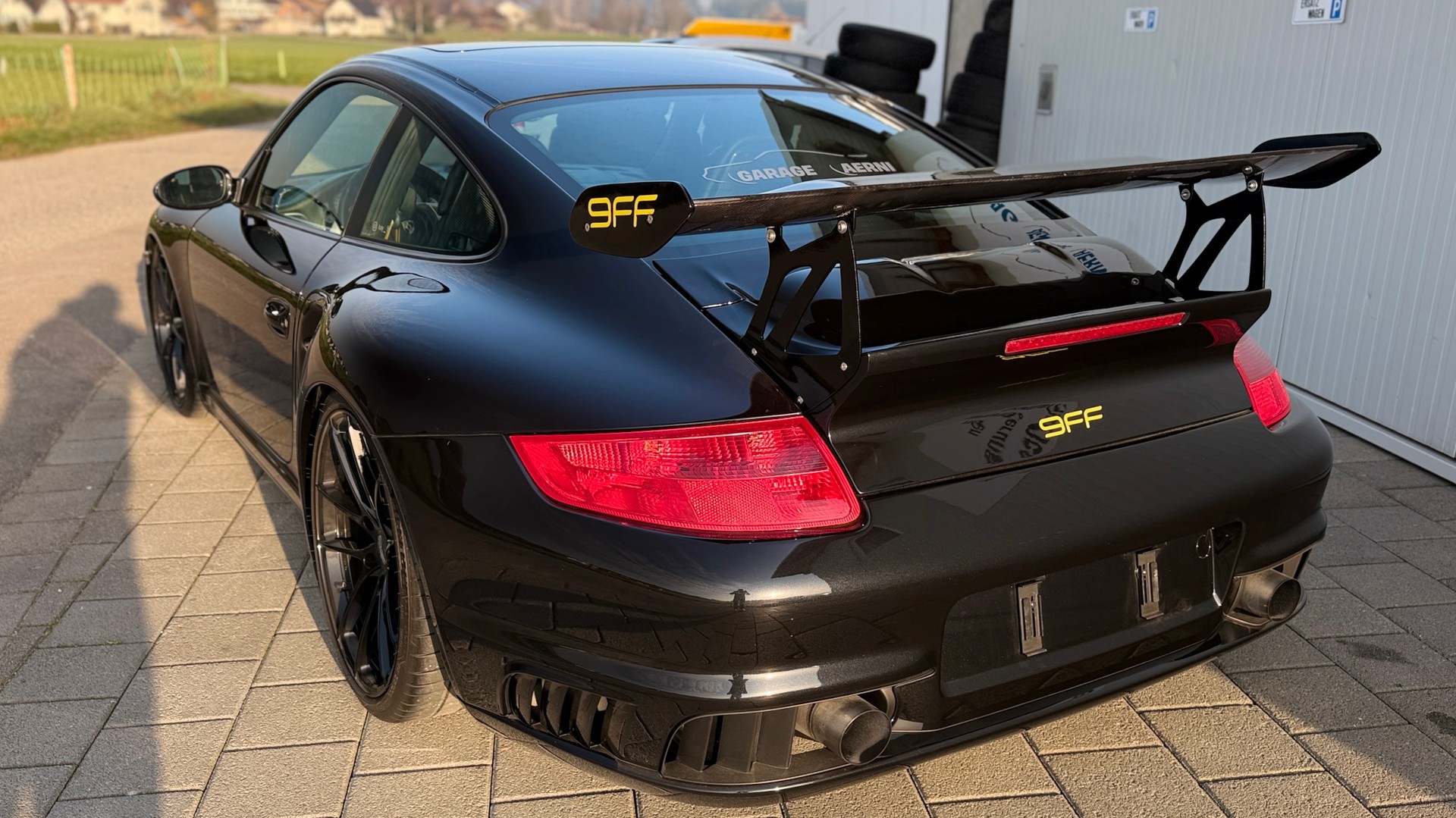 PORSCHE 911 Turbo 9FF-showroom-element-3