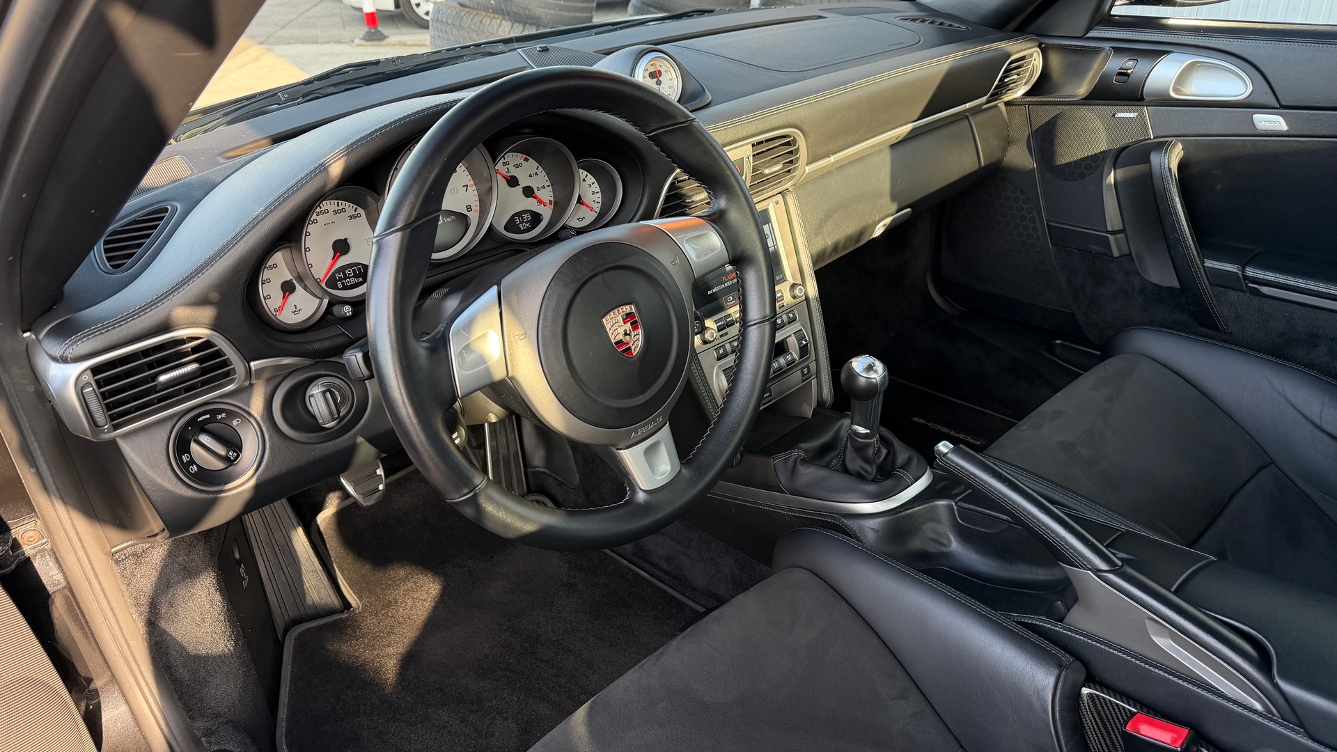 PORSCHE 911 Turbo 9FF-image-28