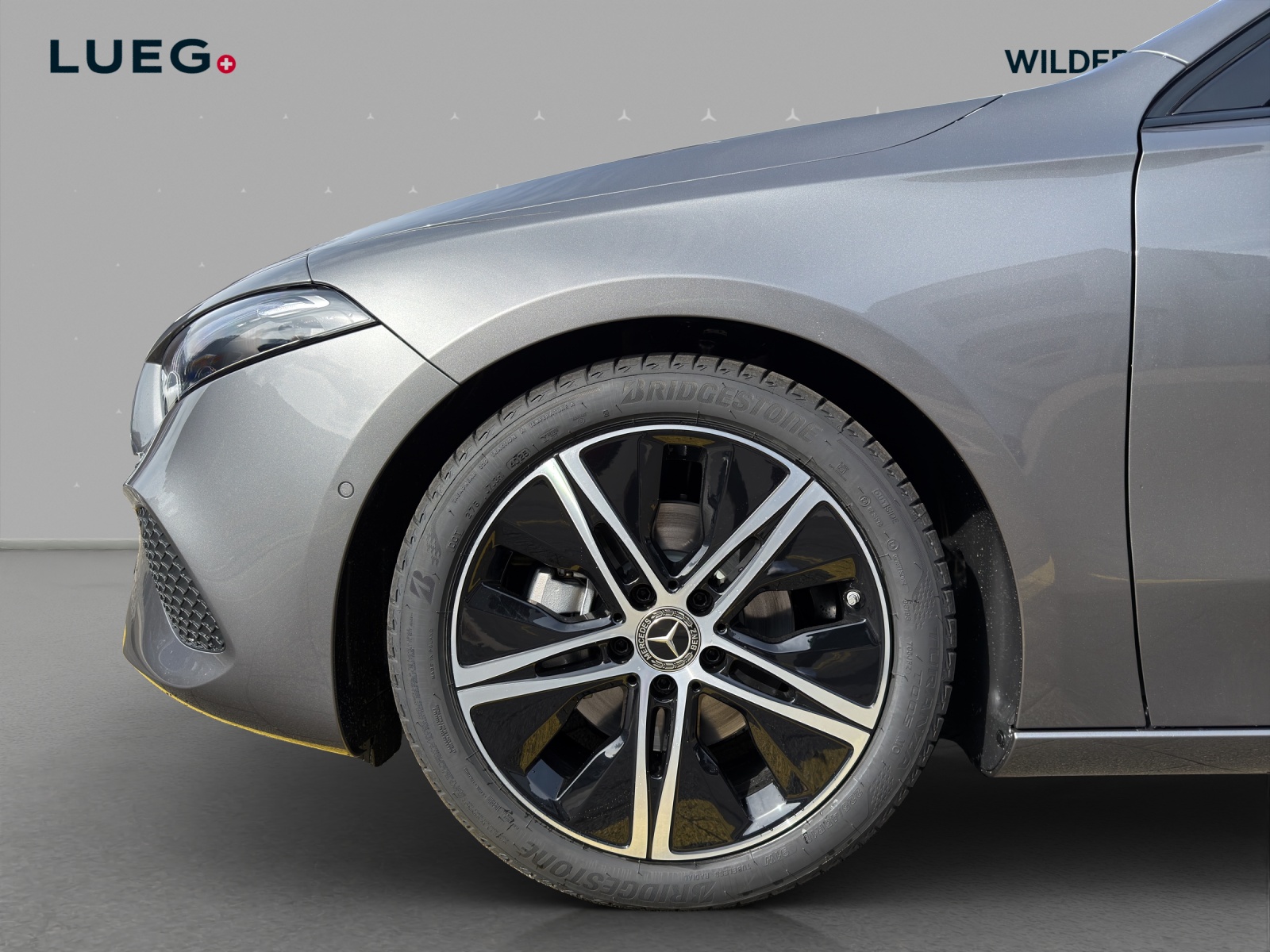 MERCEDES-BENZ A 200 Night Star 7G-DCT-image-8