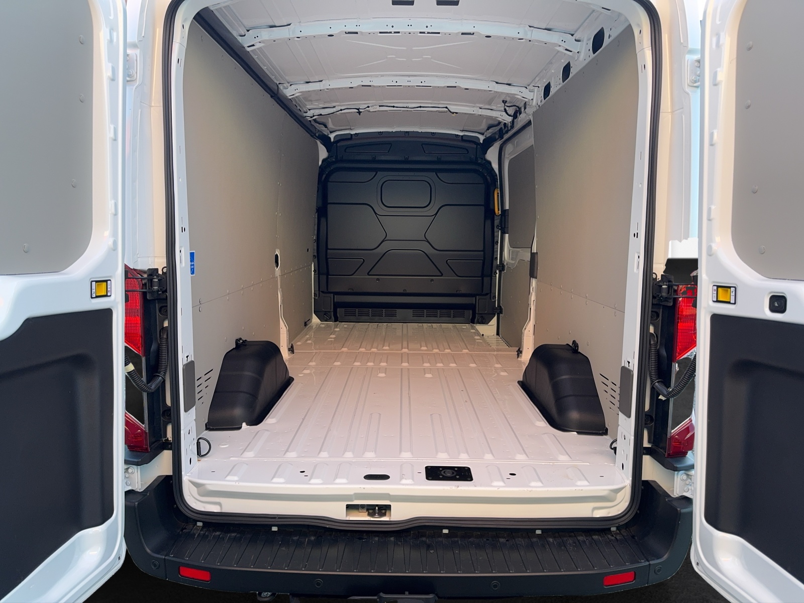 FORD Transit Van 350 L3H2 2.0 EcoBlue 165 Trend-image-10