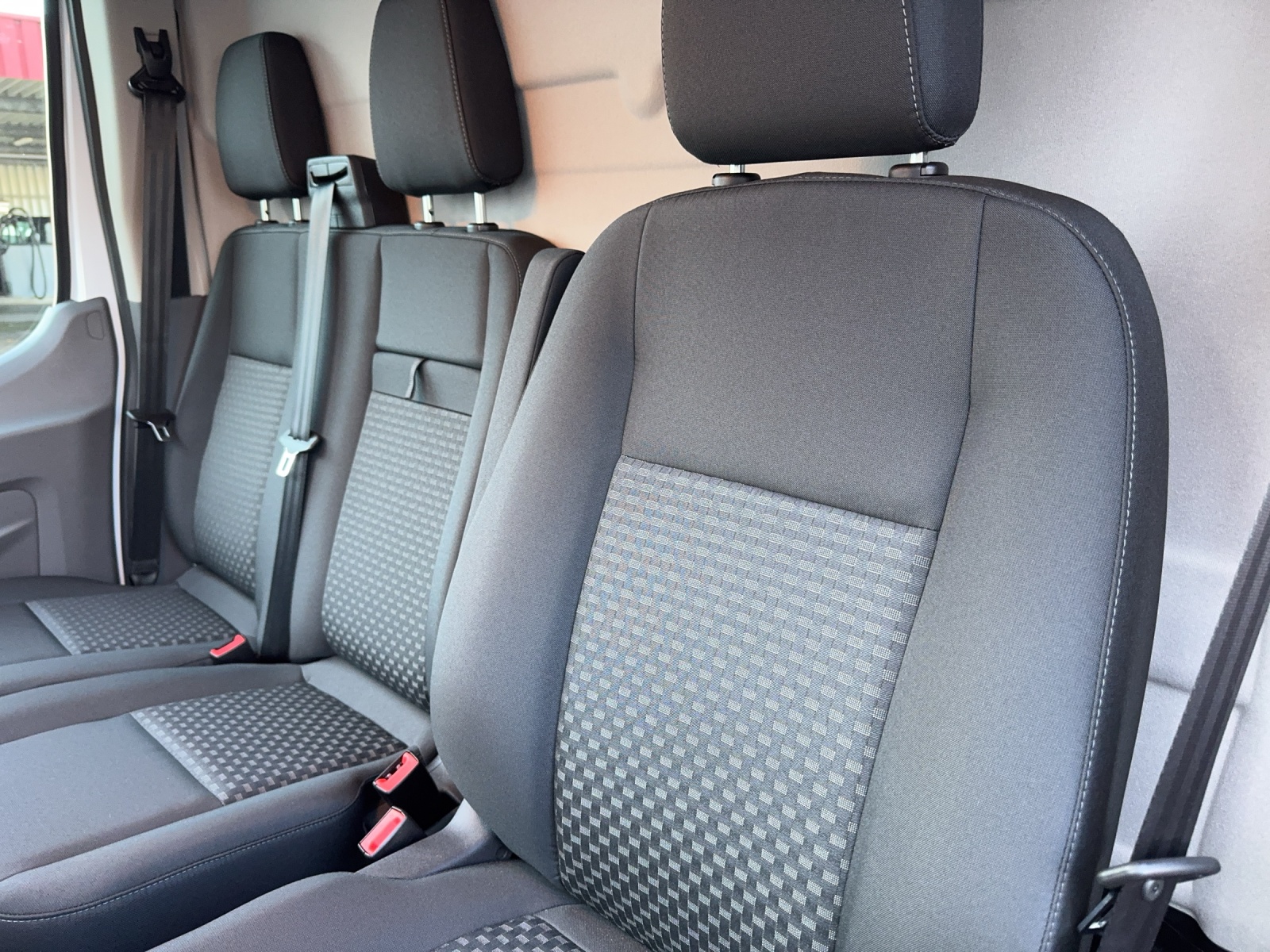 FORD Transit Van 350 L3H2 2.0 EcoBlue 165 Trend-image-7