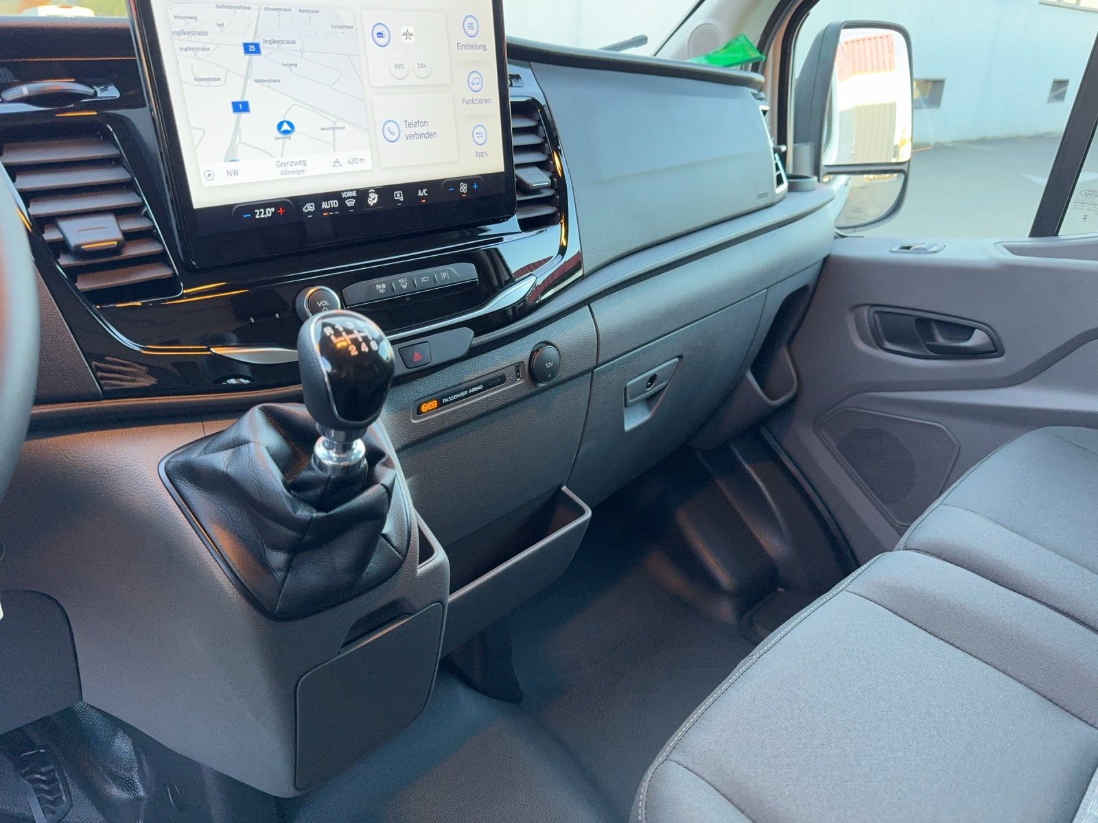 FORD Transit Van 350 L3H2 2.0 EcoBlue 165 Trend-image-6