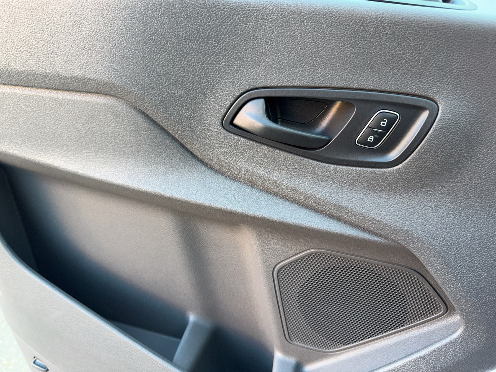 FORD Transit Van 350 L3H2 2.0 EcoBlue 165 Trend-image-8