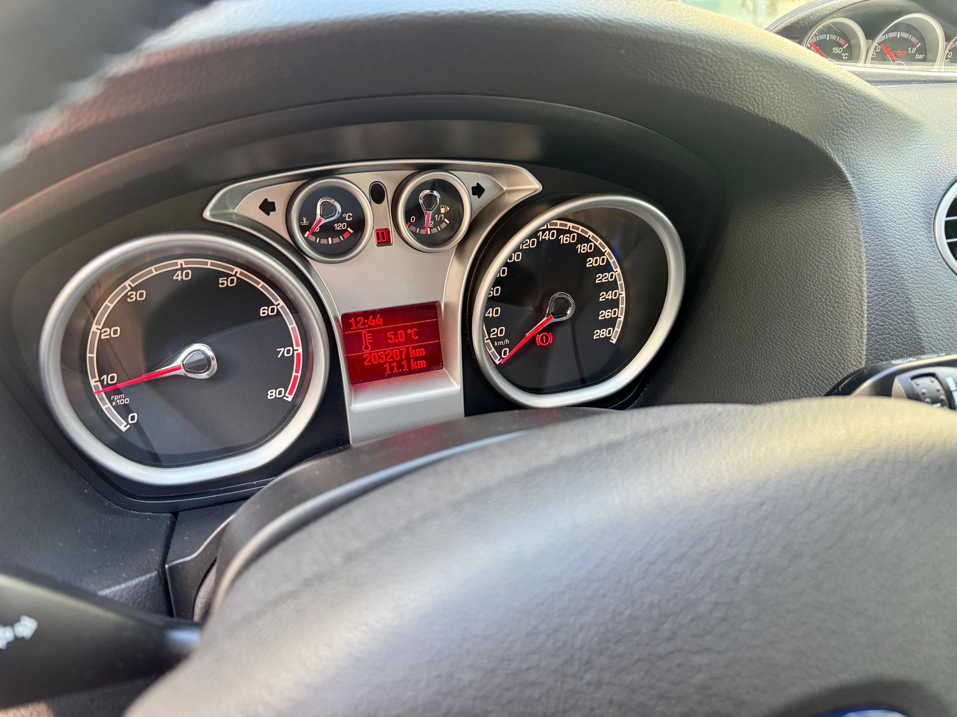 FORD Focus 2.5 Turbo RS-image-6