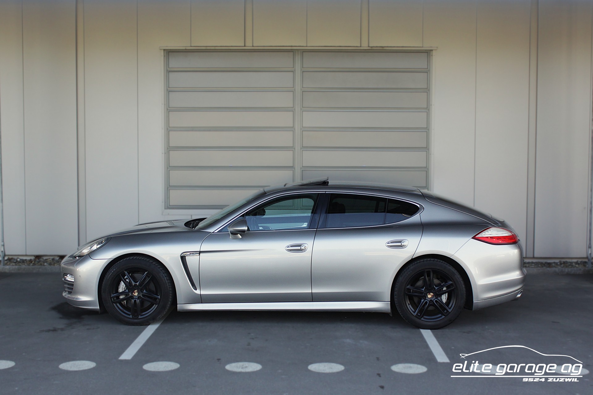 PORSCHE Panamera 4S 4.8 PDK-image-1