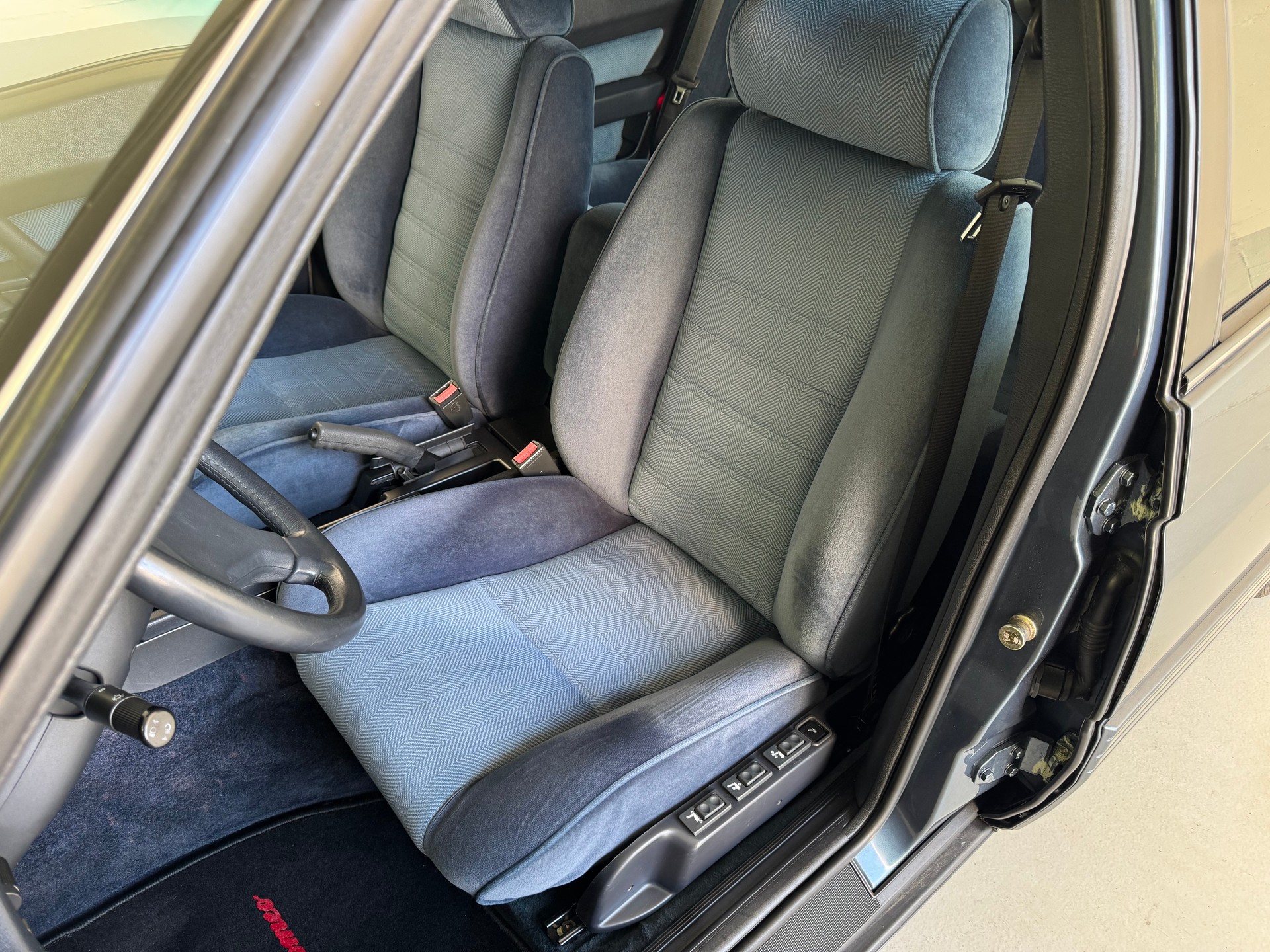 ALFA ROMEO 164 3.0-image-8
