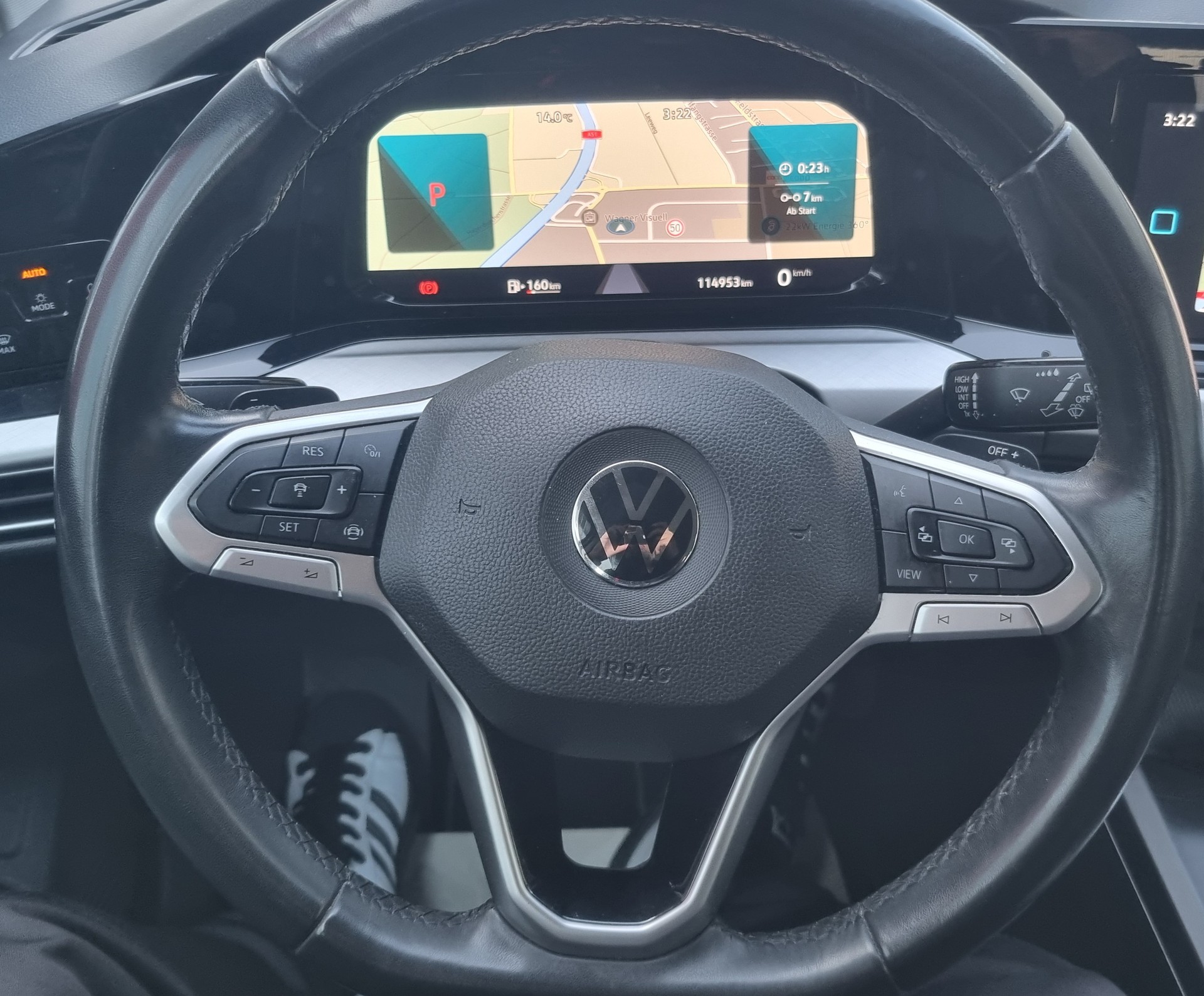 VW Golf 1.0 eTSI mHEV Highline DSG-image-10