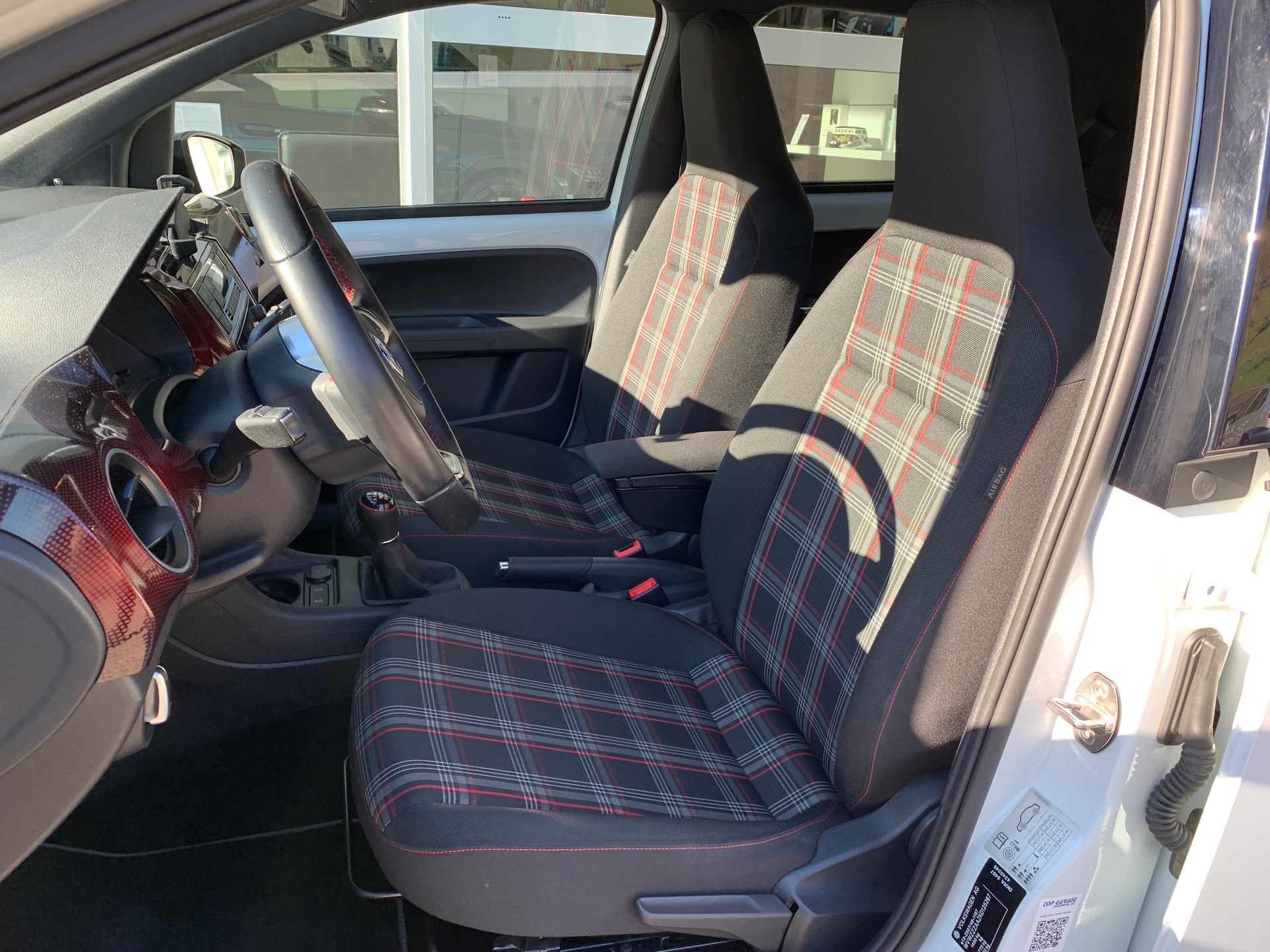 VW Up 1.0 TSI GTI-image-9