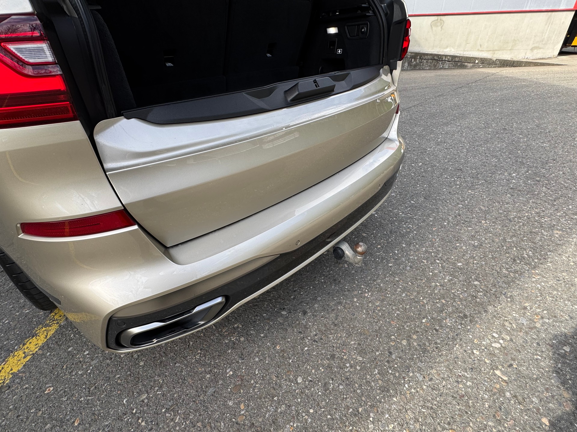 BMW X7 xDrive M50d Steptronic-image-15