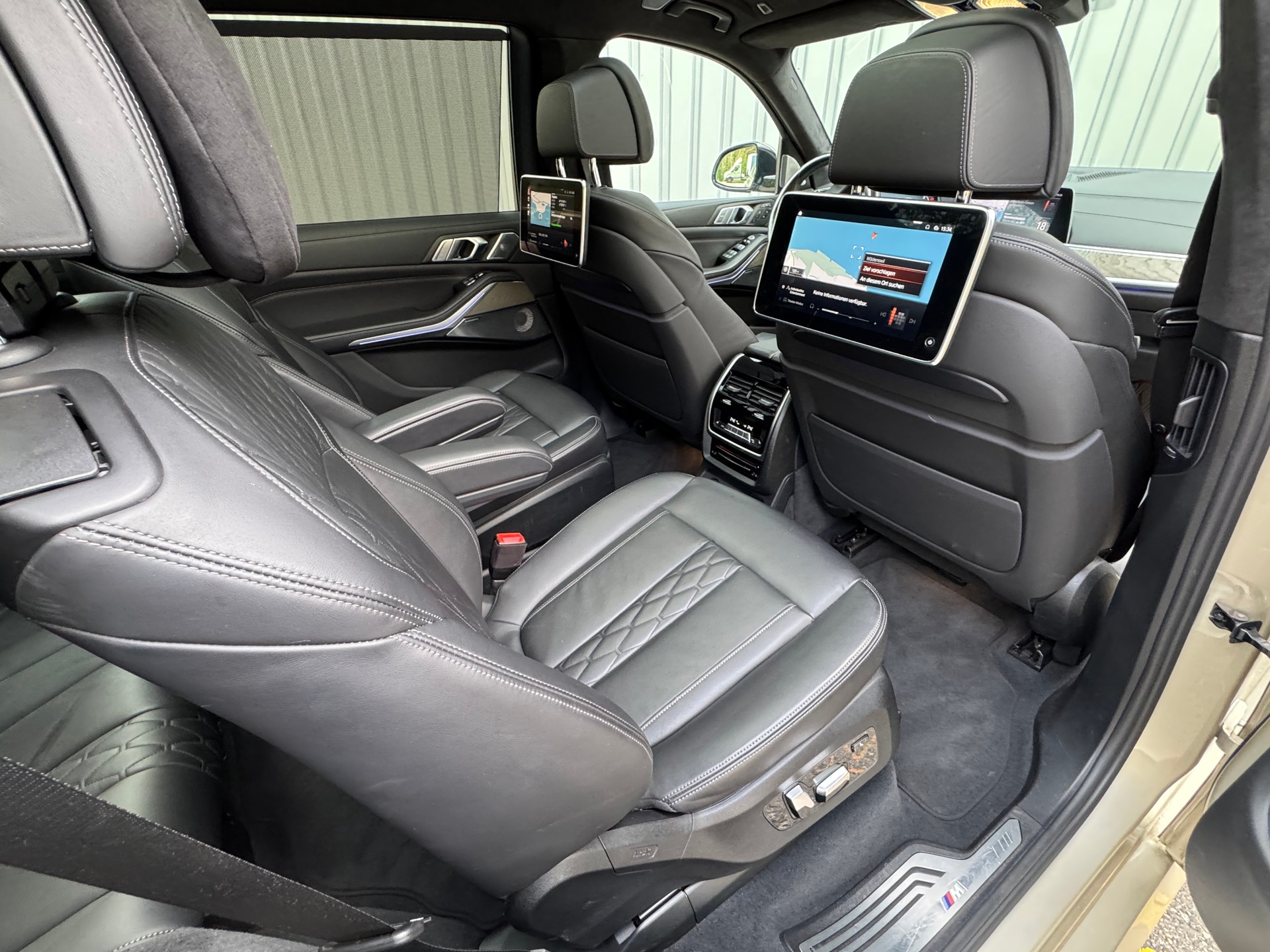 BMW X7 xDrive M50d Steptronic-image-13