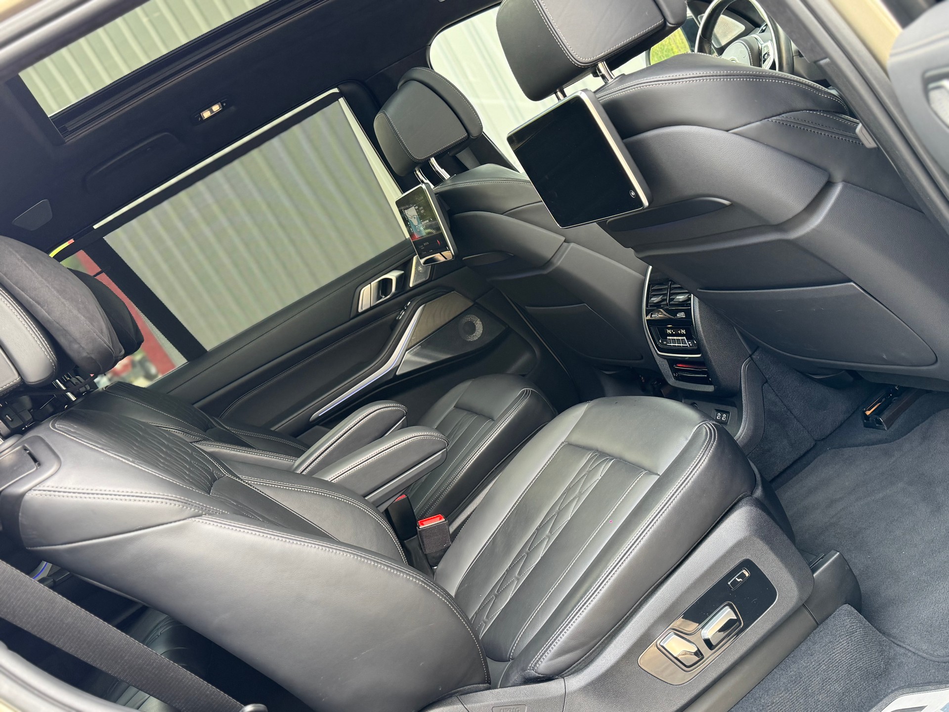 BMW X7 xDrive M50d Steptronic-image-11