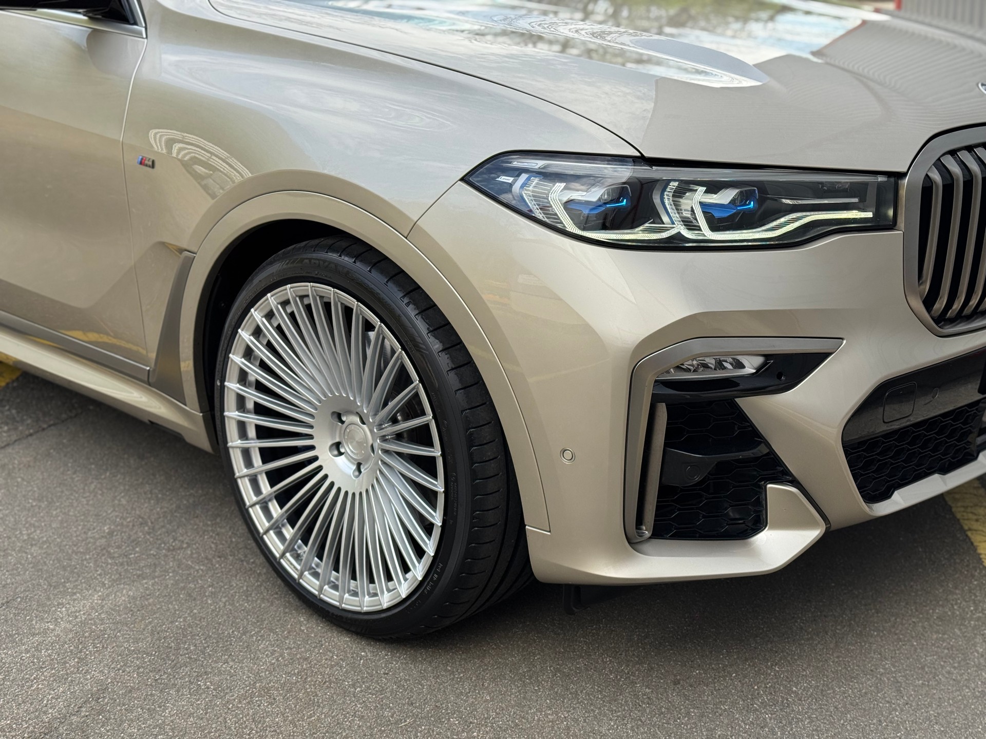 BMW X7 xDrive M50d Steptronic-image-7