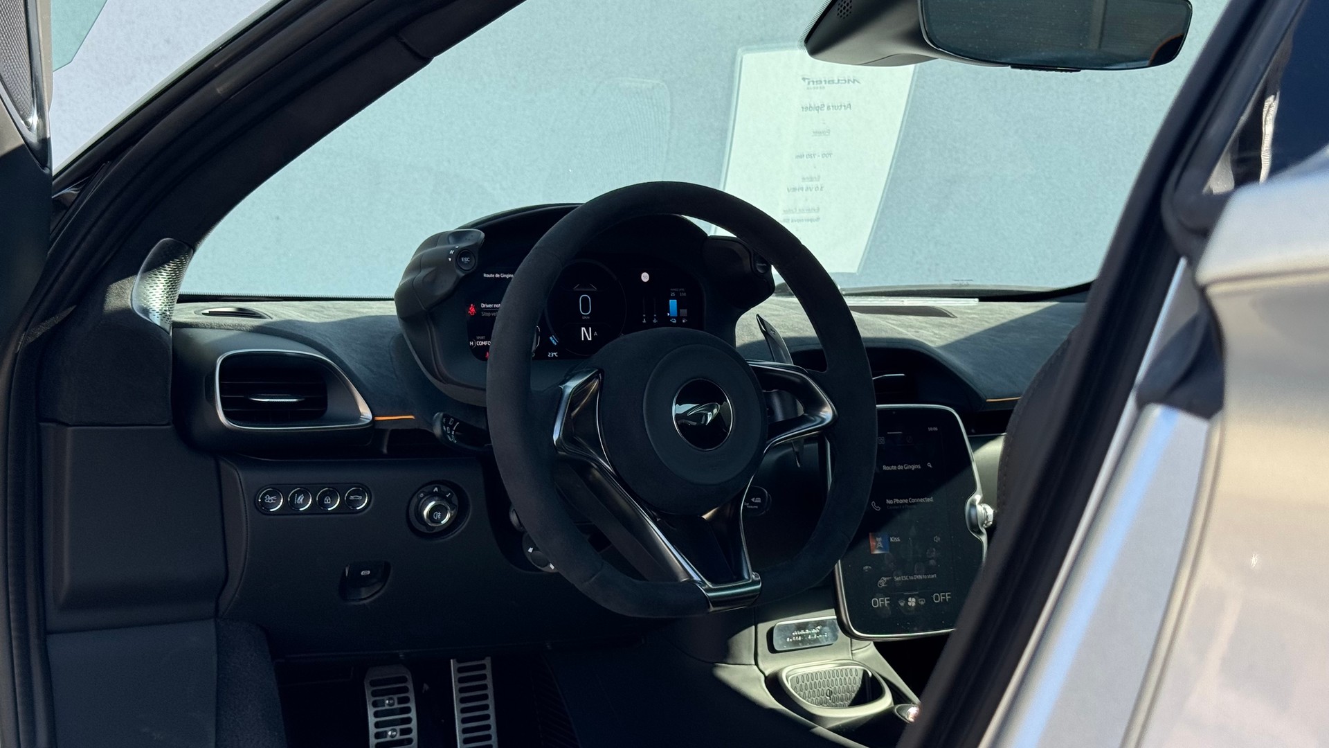 McLAREN Artura Spider-image-7