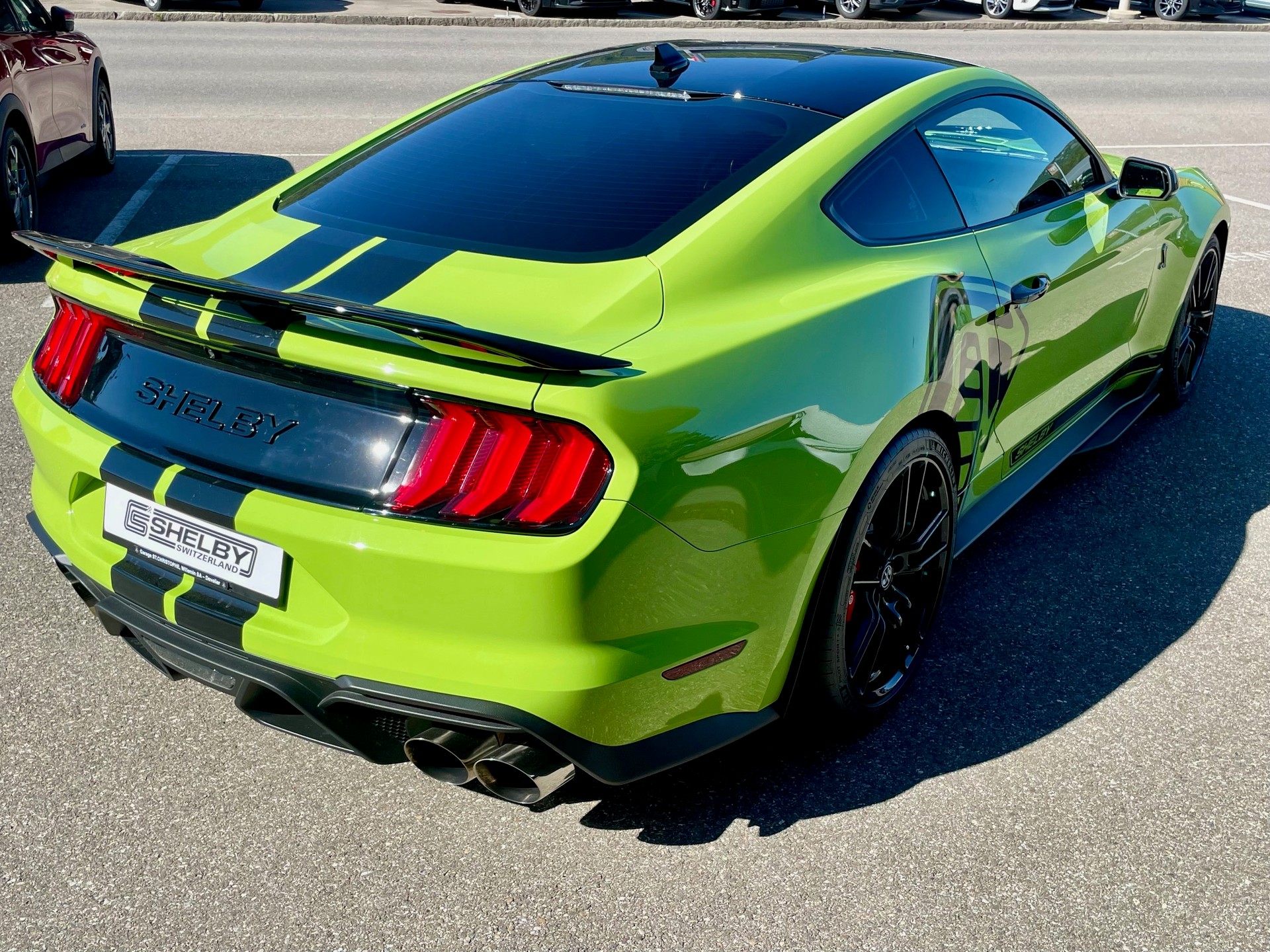 FORD Shelby GT500-image-2