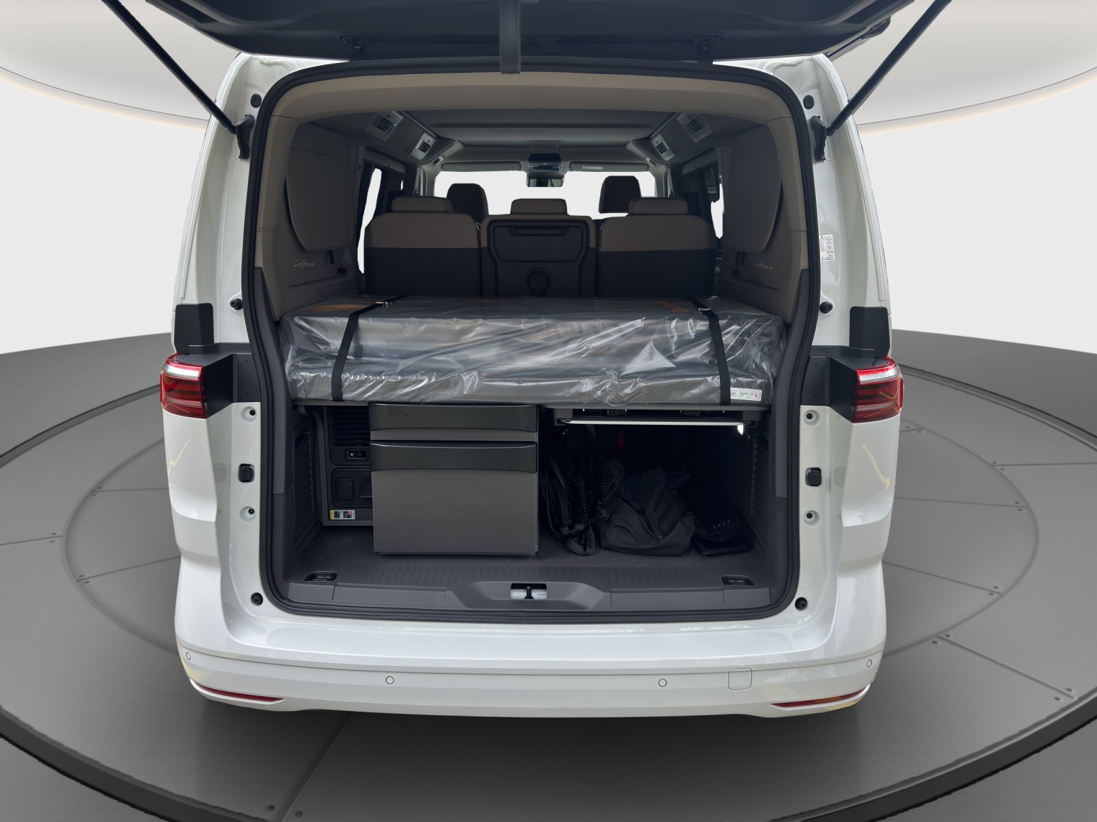 VW California 2.0 TDI Beach Camper Liberty-image-13