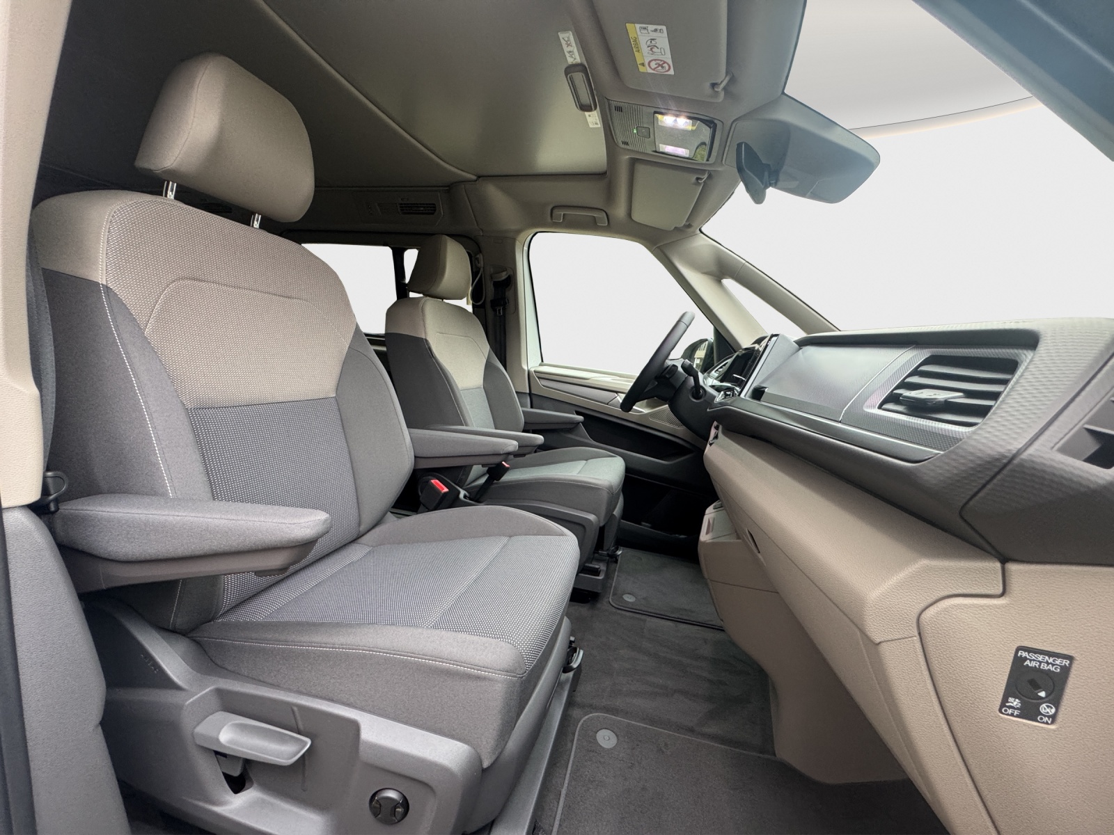 VW California 2.0 TDI Beach Camper Liberty-image-9