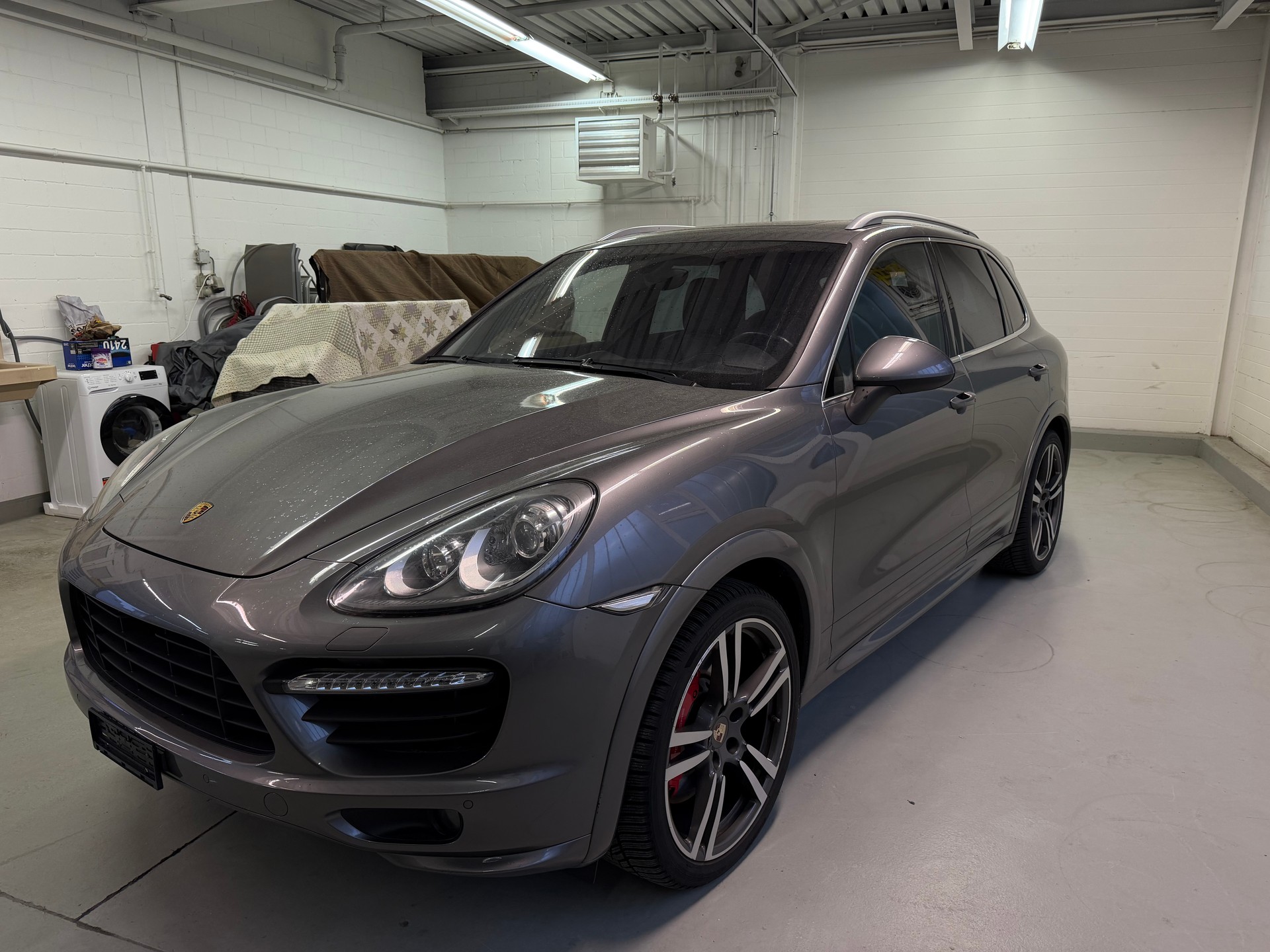 PORSCHE Cayenne Turbo | MFK 10.2024 | AHK 3.5t. | Remus Abgasanlage-image-1