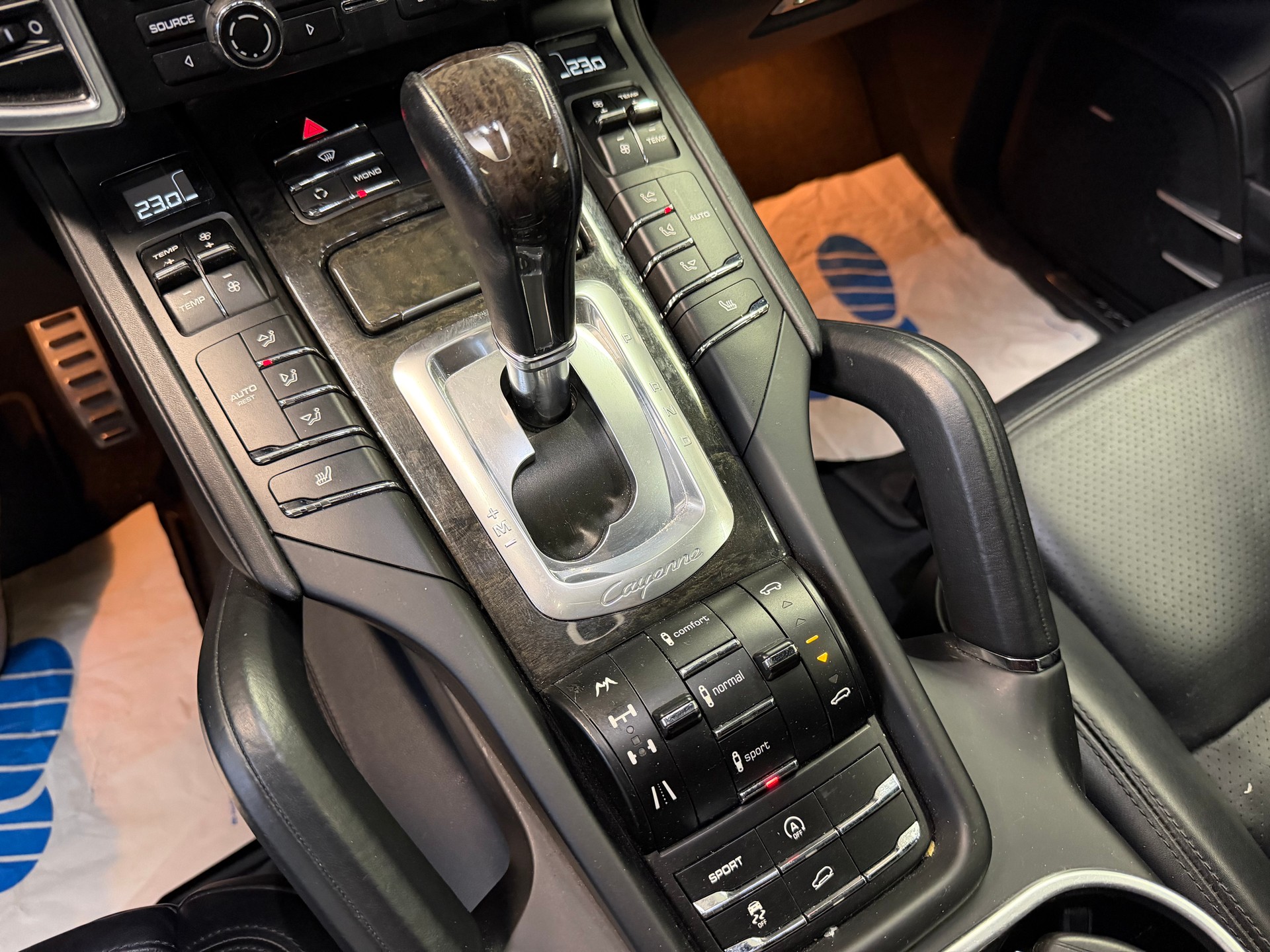 PORSCHE Cayenne Turbo | MFK 10.2024 | AHK 3.5t. | Remus Abgasanlage-image-14